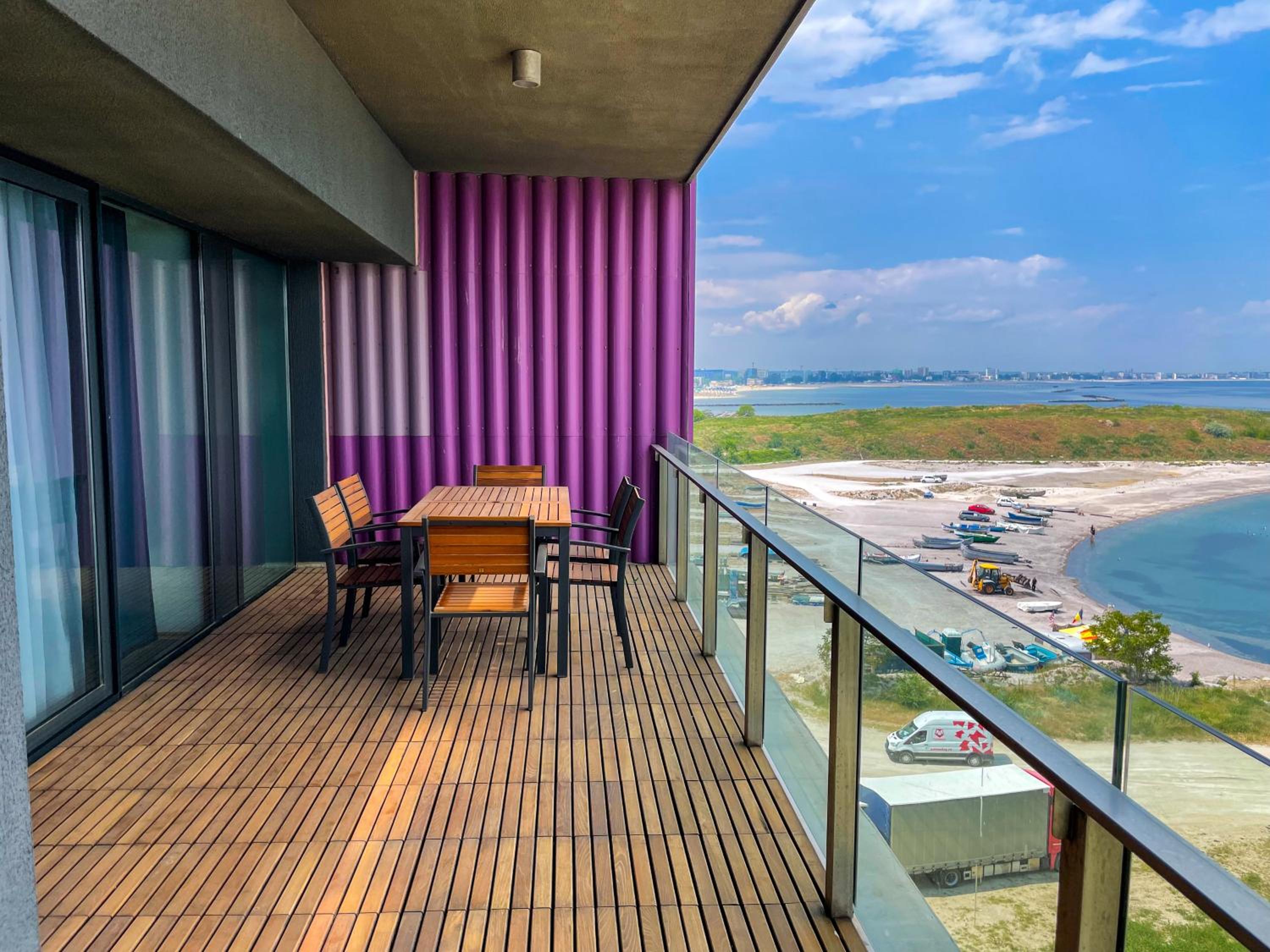 Beachfront Designer Apt, 100 sqm, 2-bath, huge terrace on the sea shore