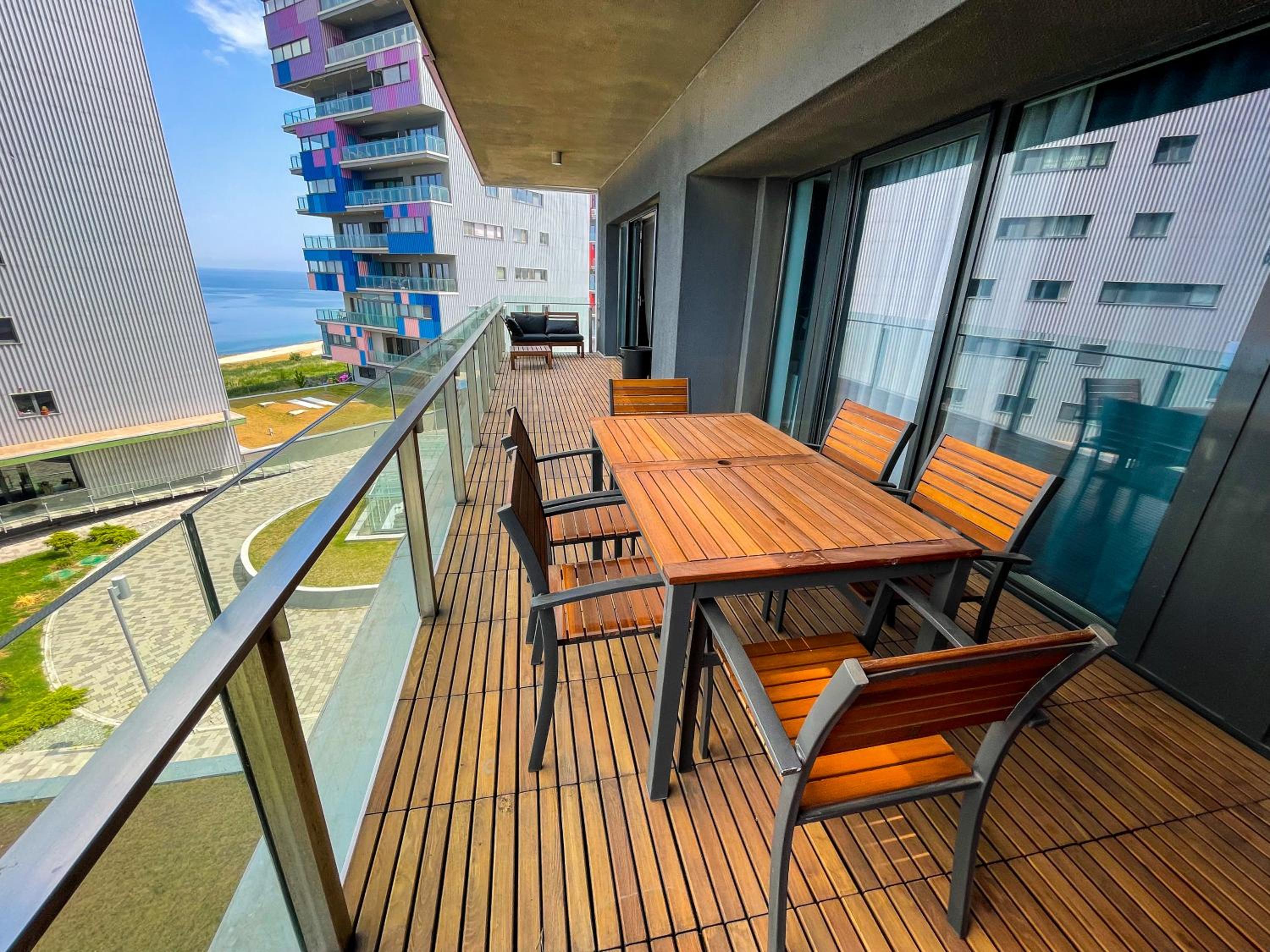 Beachfront Designer Apt, 100 sqm, 2-bath, huge terrace on the sea shore