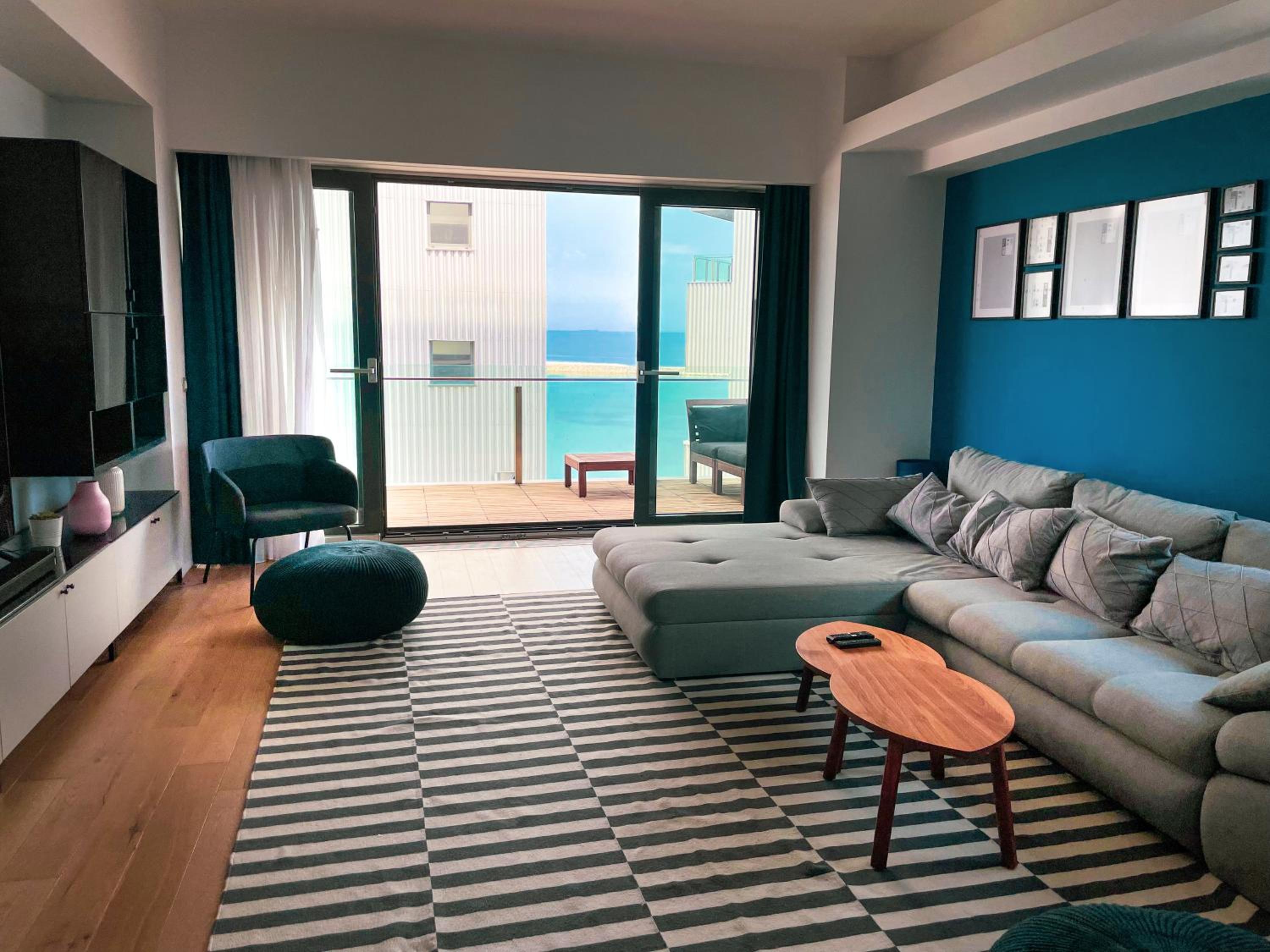 Beachfront Designer Apt, 100 sqm, 2-bath, huge terrace on the sea shore