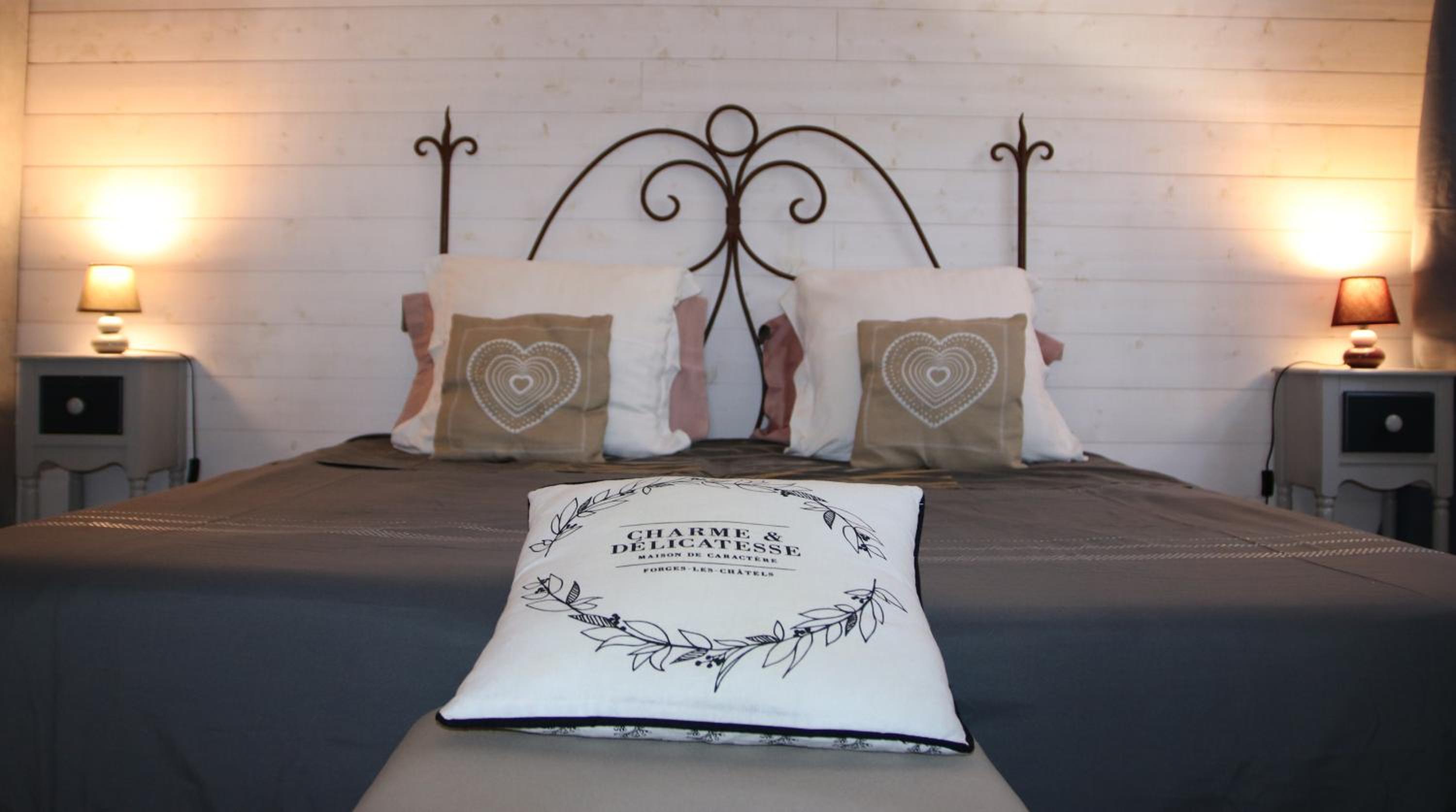 SUITE SPA PRIVATIF extérieur 66 Perpignan Nord view 5