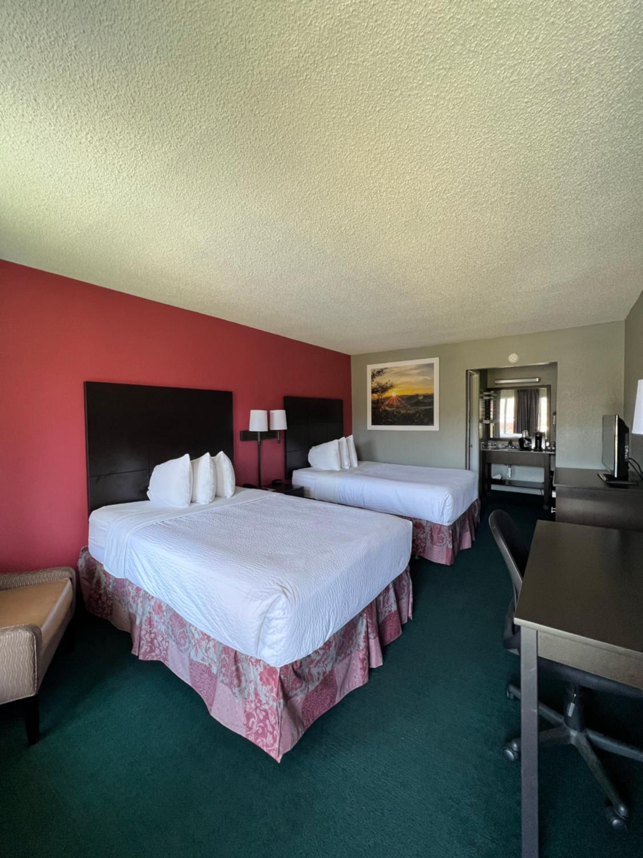 Days Inn by Wyndham Jellico - Tennessee State Line view 4