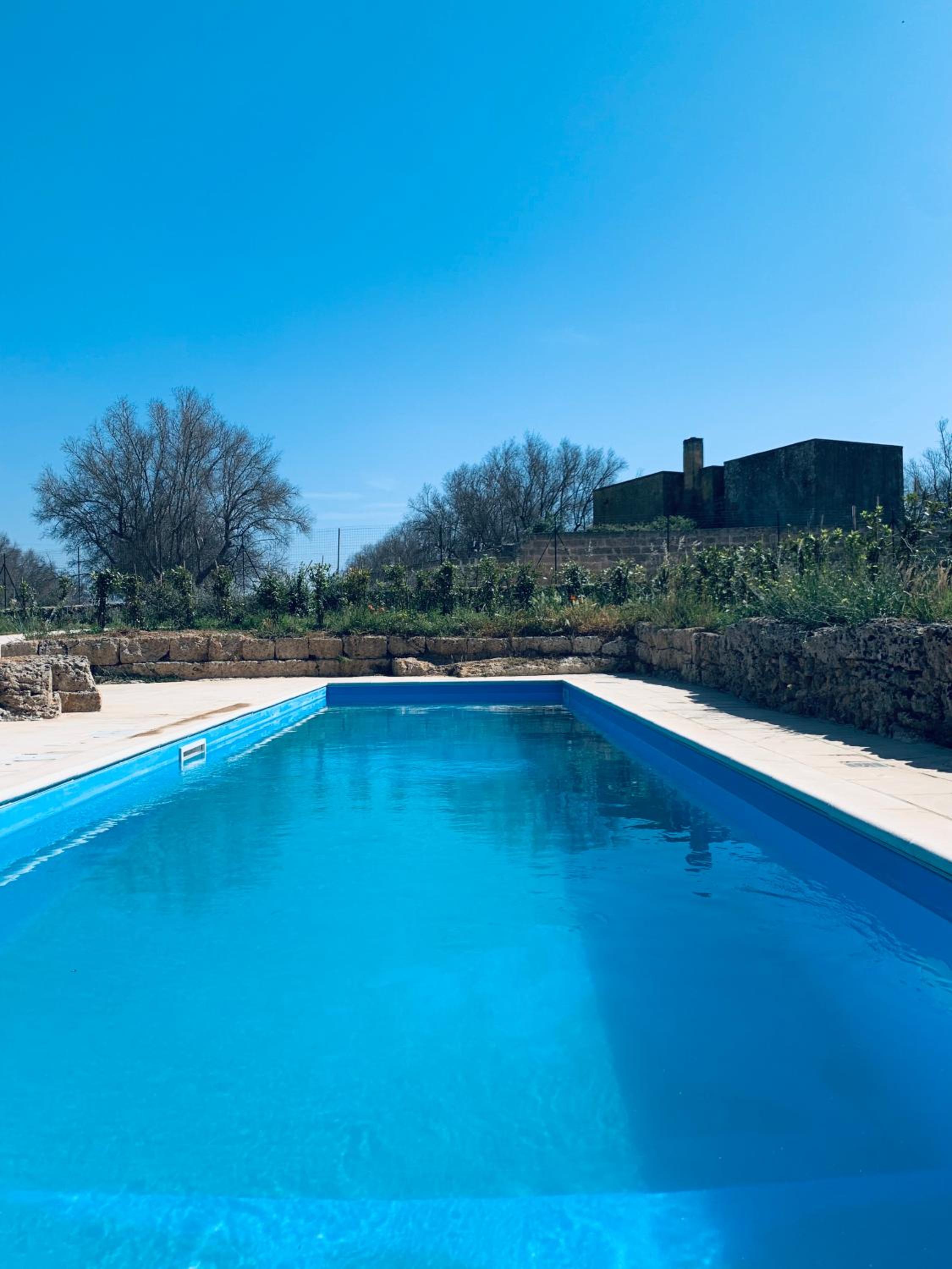 FATA BIANCA Salento - Giardino botanico con piscina