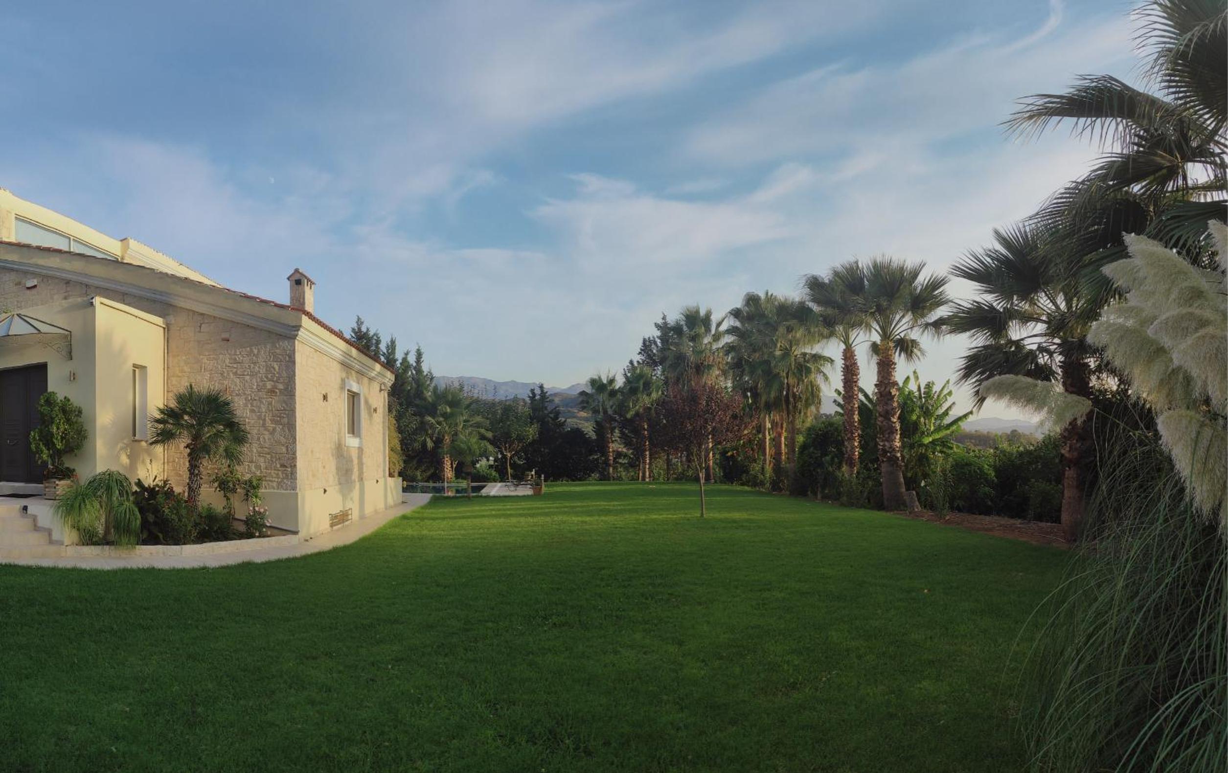 Orange Tree Garden vacation home view 4