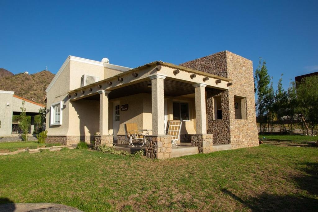 Hotel Casa Torrontés - Viñedos de Cafayate Alquiler Temporario - Image 1