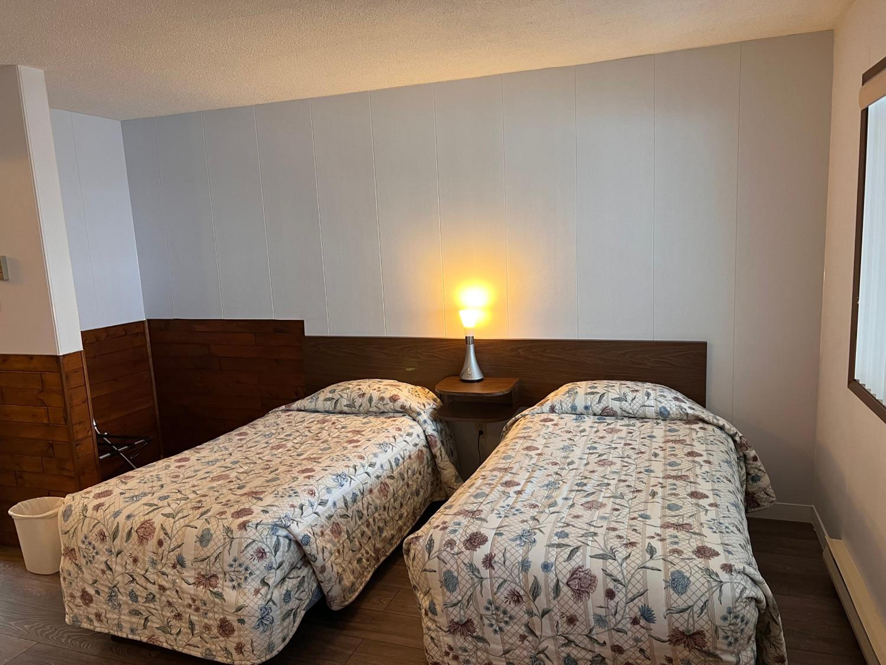 Sea Raven Motel
