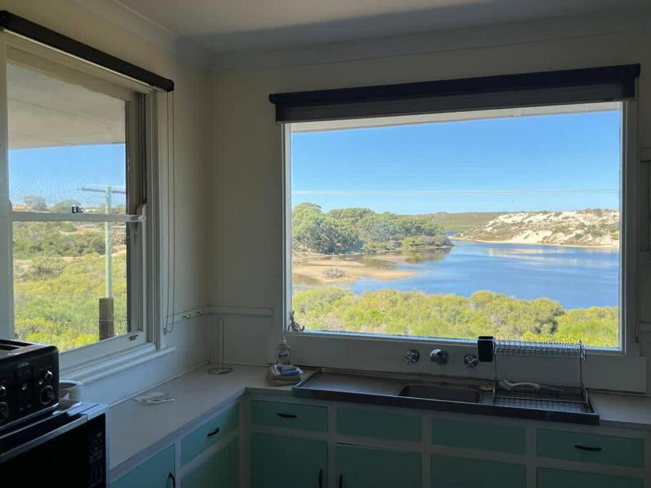 River Panorama Beach House