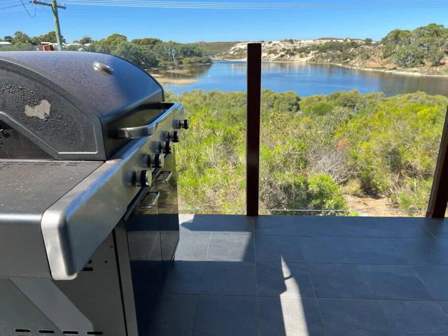 River Panorama Beach House