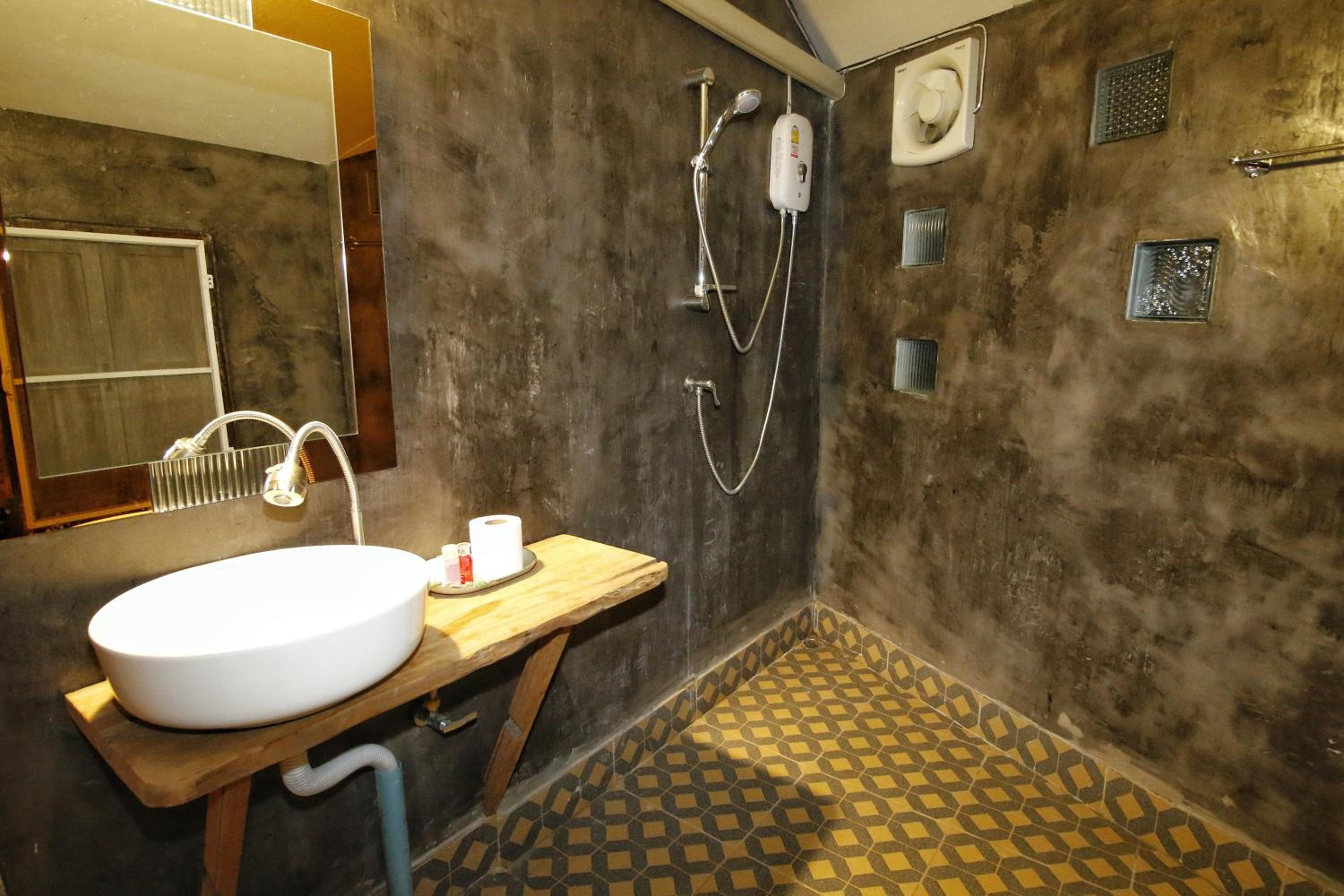 Mon Saeng Jun Homestay