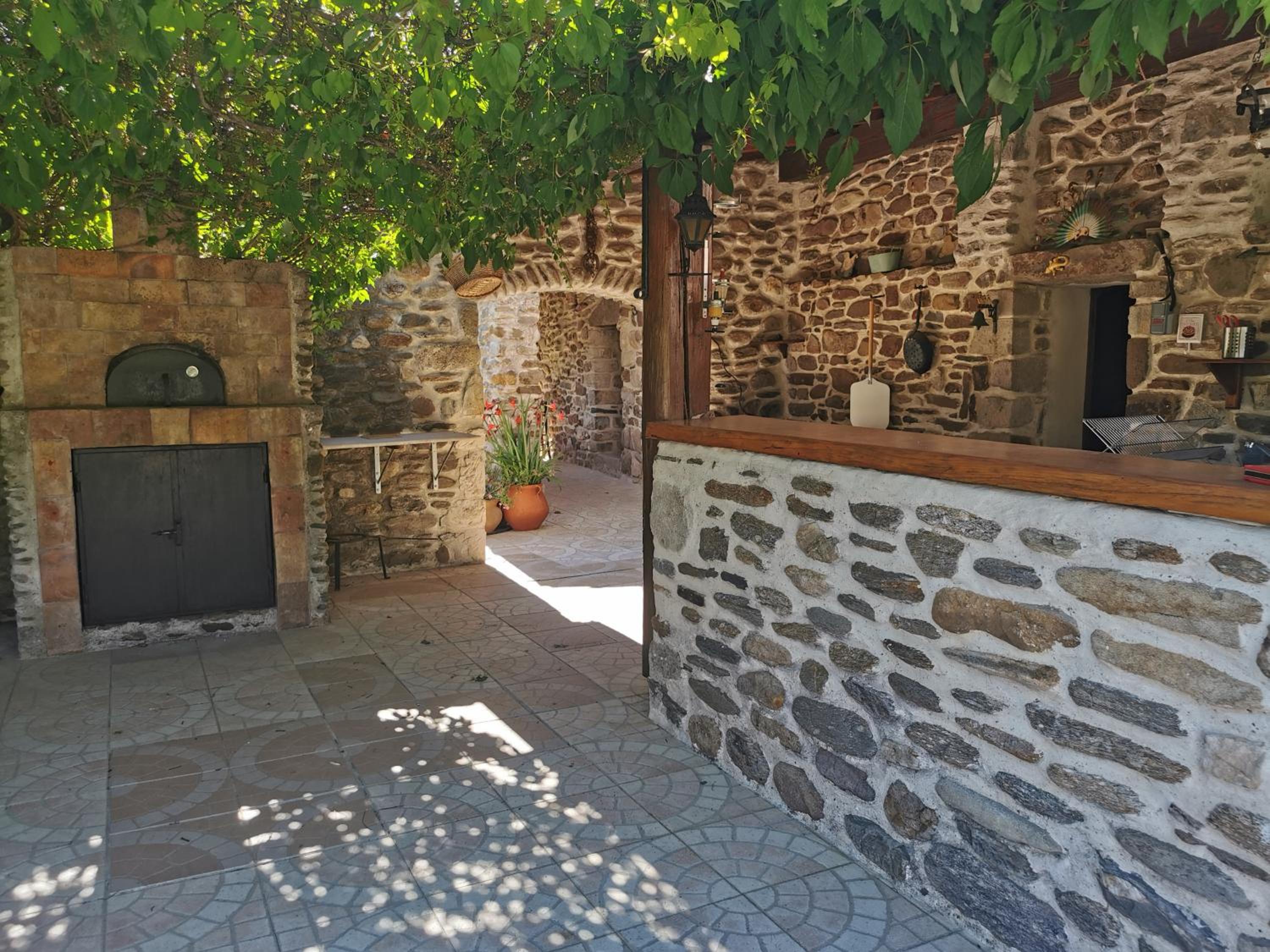 Mes Maisons - Two Gites with Private and Shared pools in Cévennes