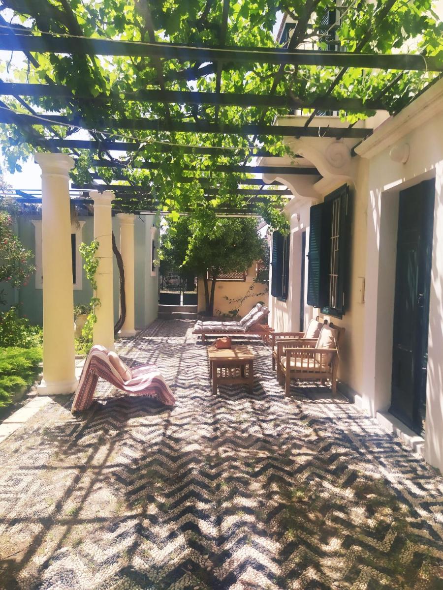 Traditional Summer House photo 4