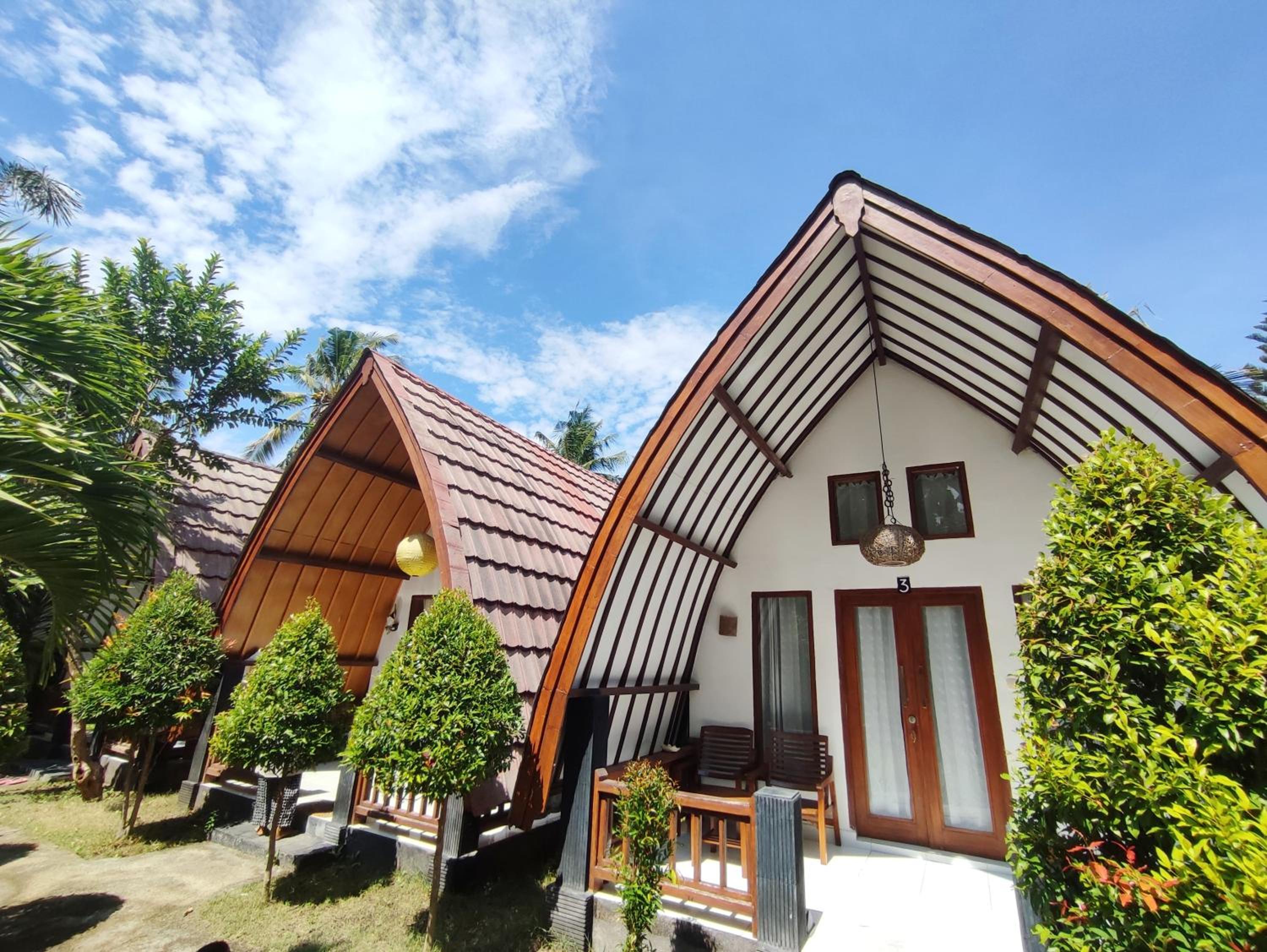 Gili Air Santay 2 view 2