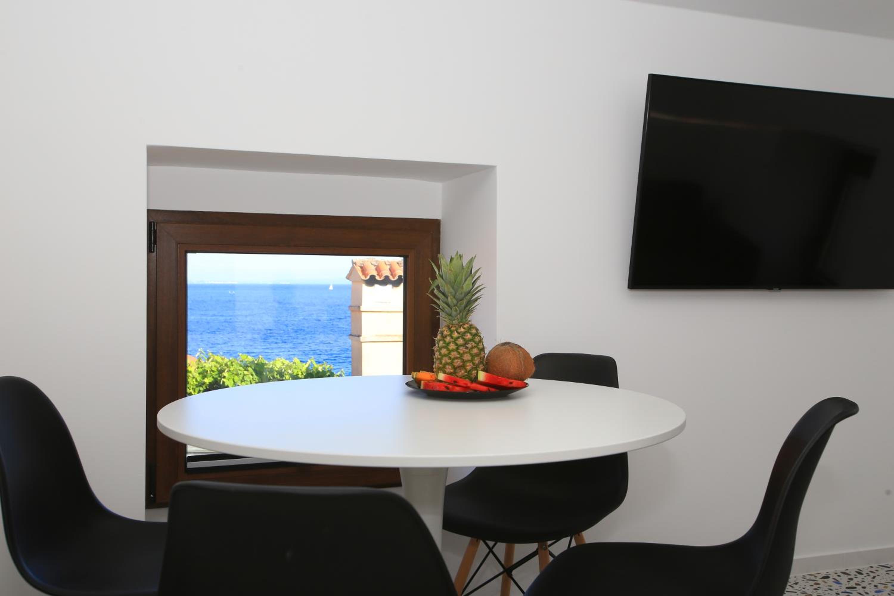 Villa Ula Premium Apartments ,Free Private PARKING view 3