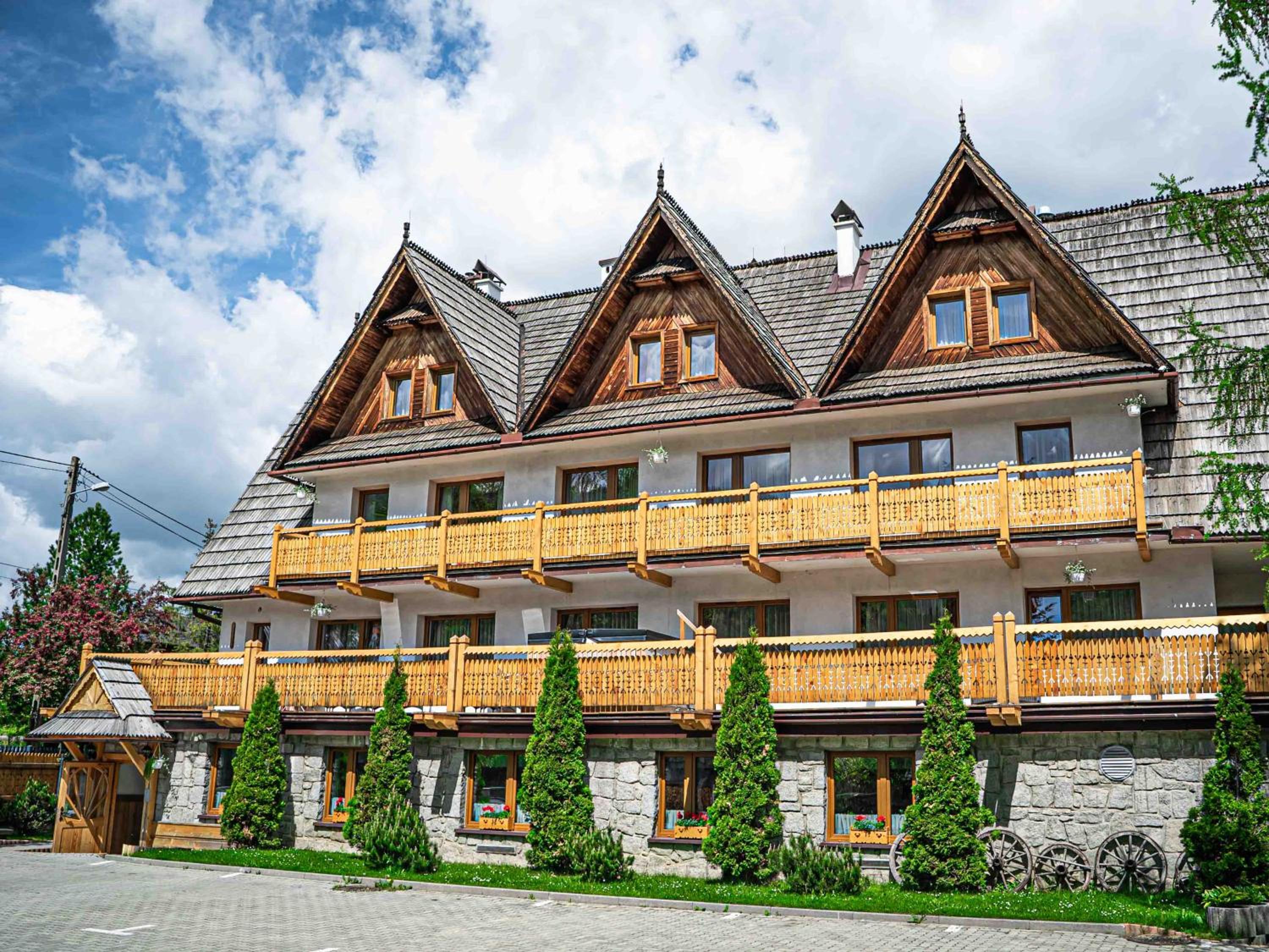 Tatra House Residence