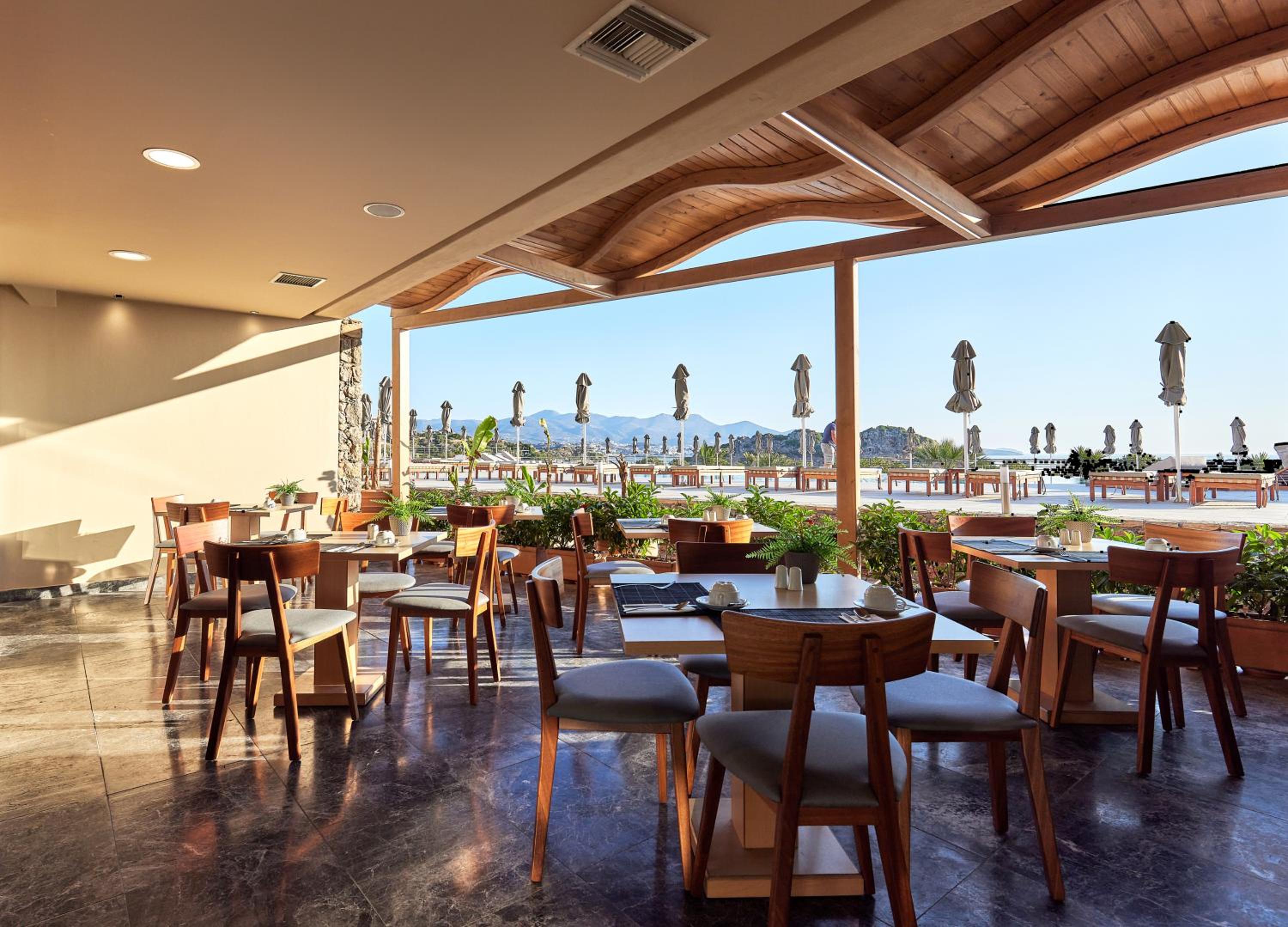 Blue Marine Resort and Spa Hotel
