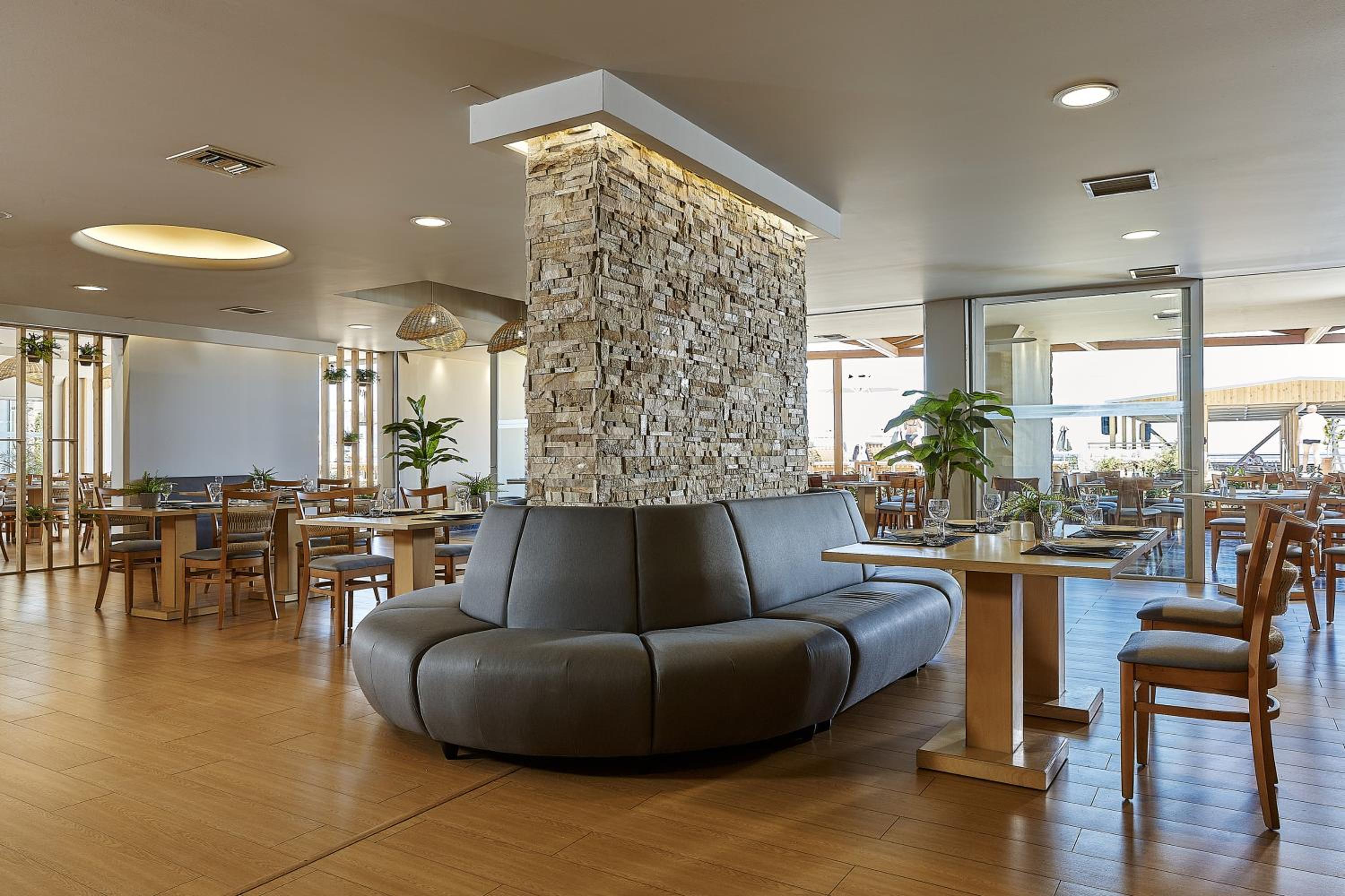 Blue Marine Resort and Spa Hotel