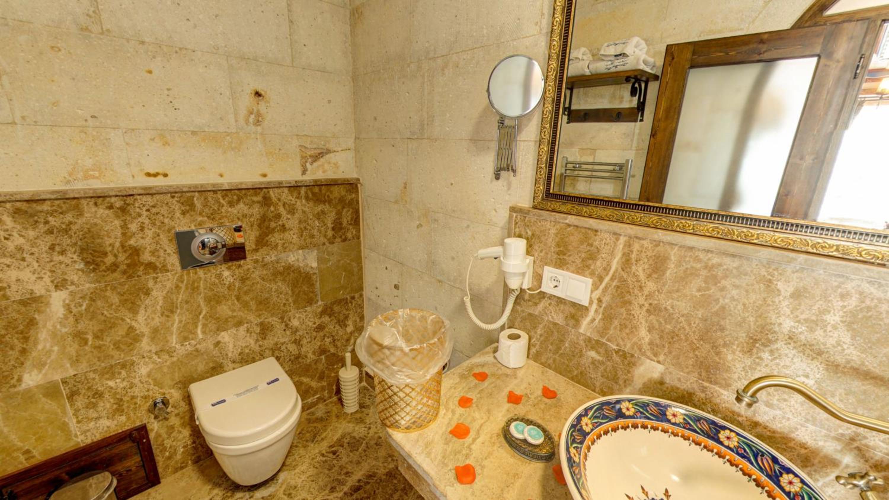 Hikmet's House
