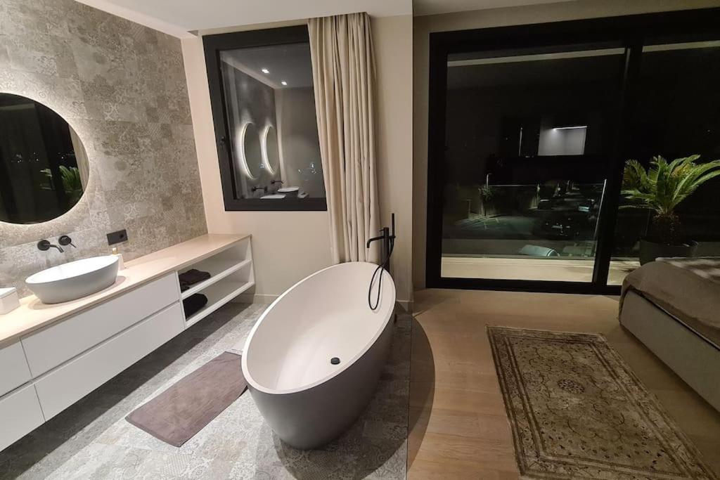 SPA LUXURY VILLA *****