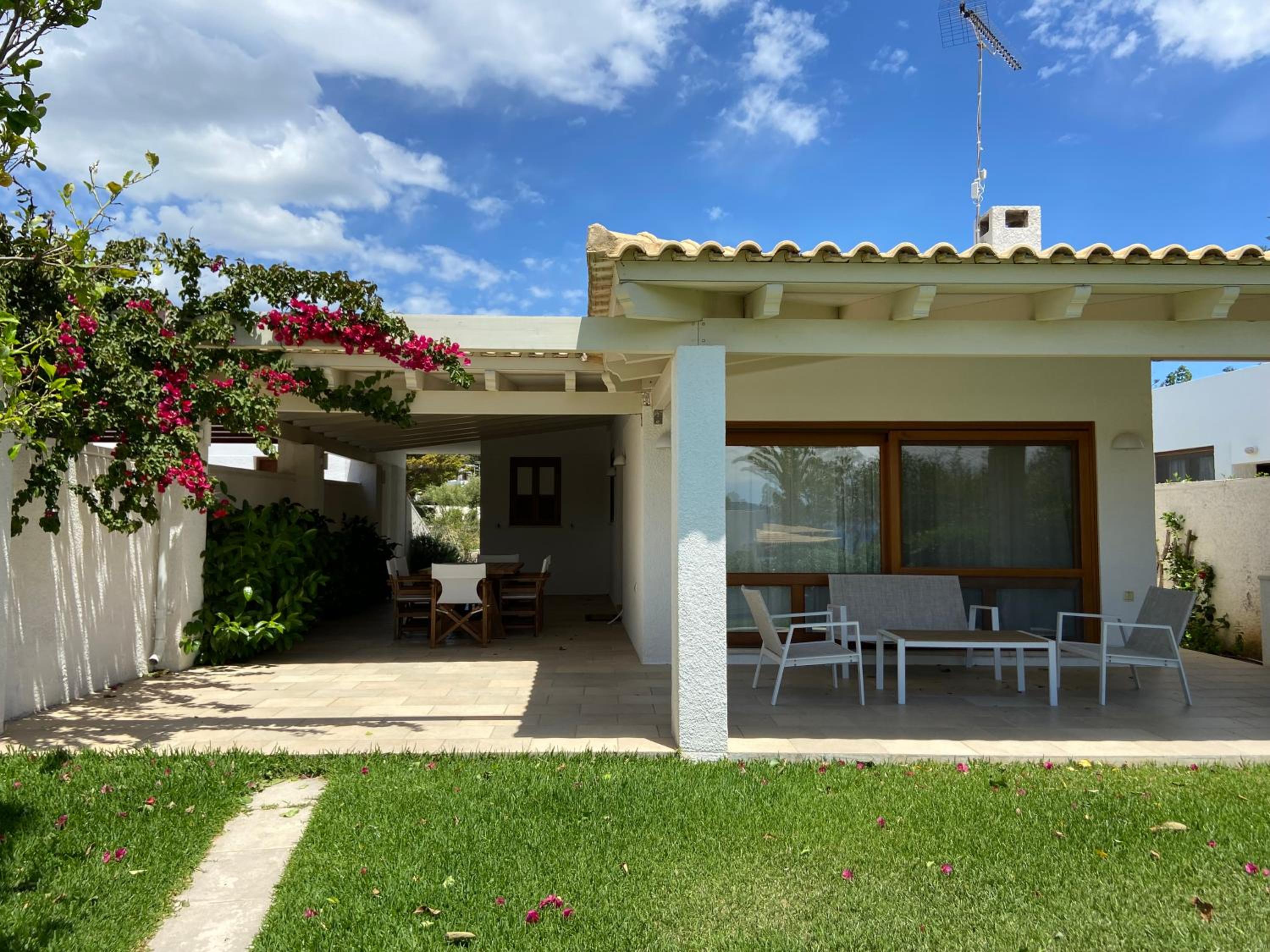 VILLA 21 view 2