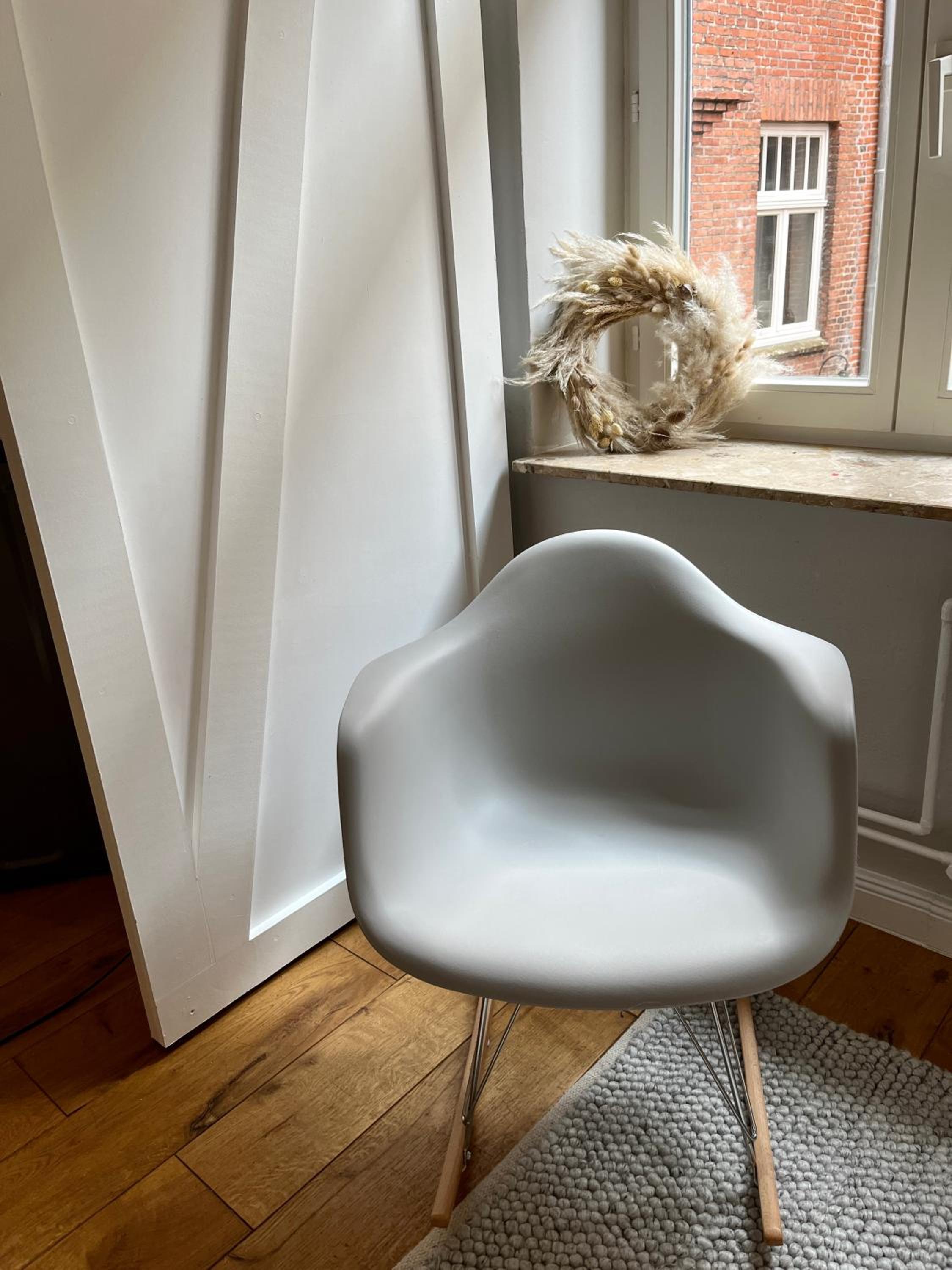 3 Zimmer Ferienwohnung Burghof mit Balkon im Herzen Flensburgs