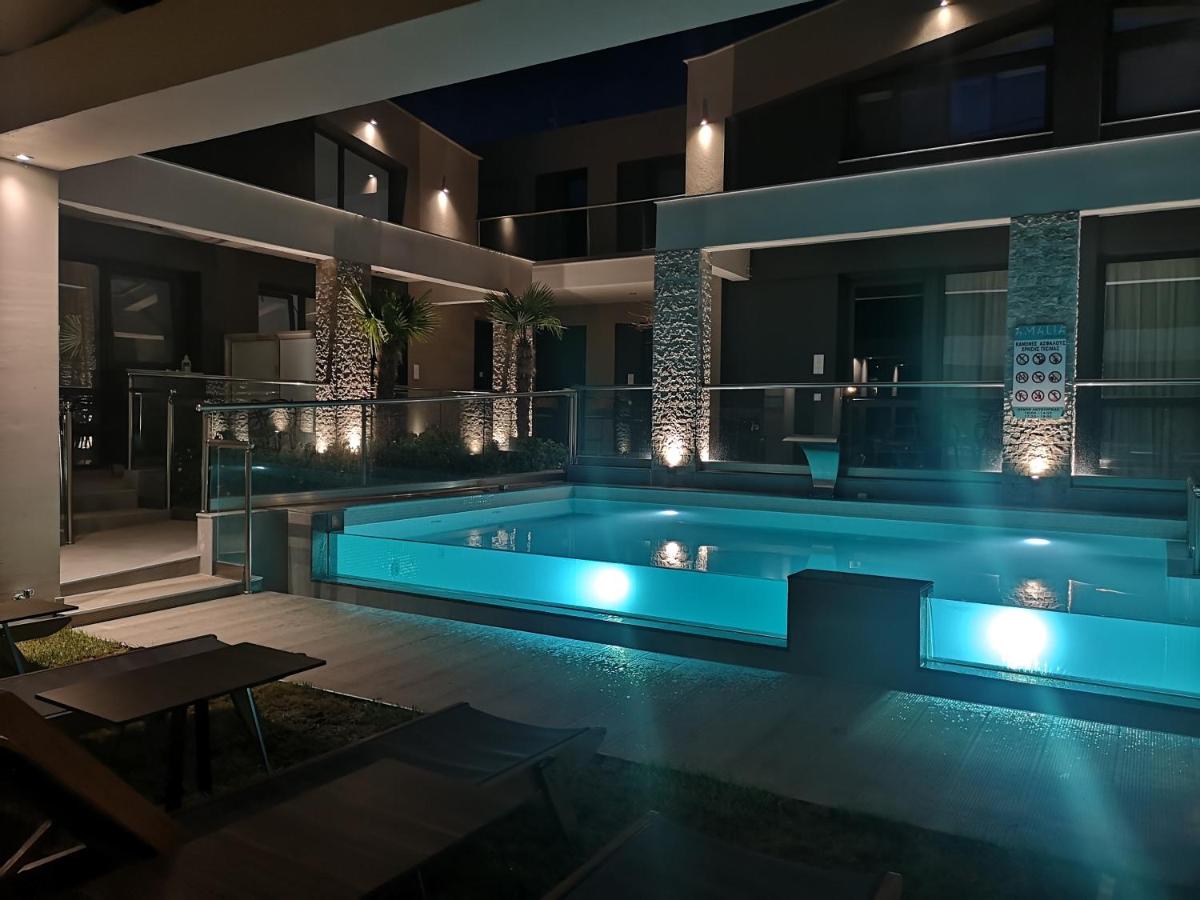 Amalia Deluxe Villas view 2