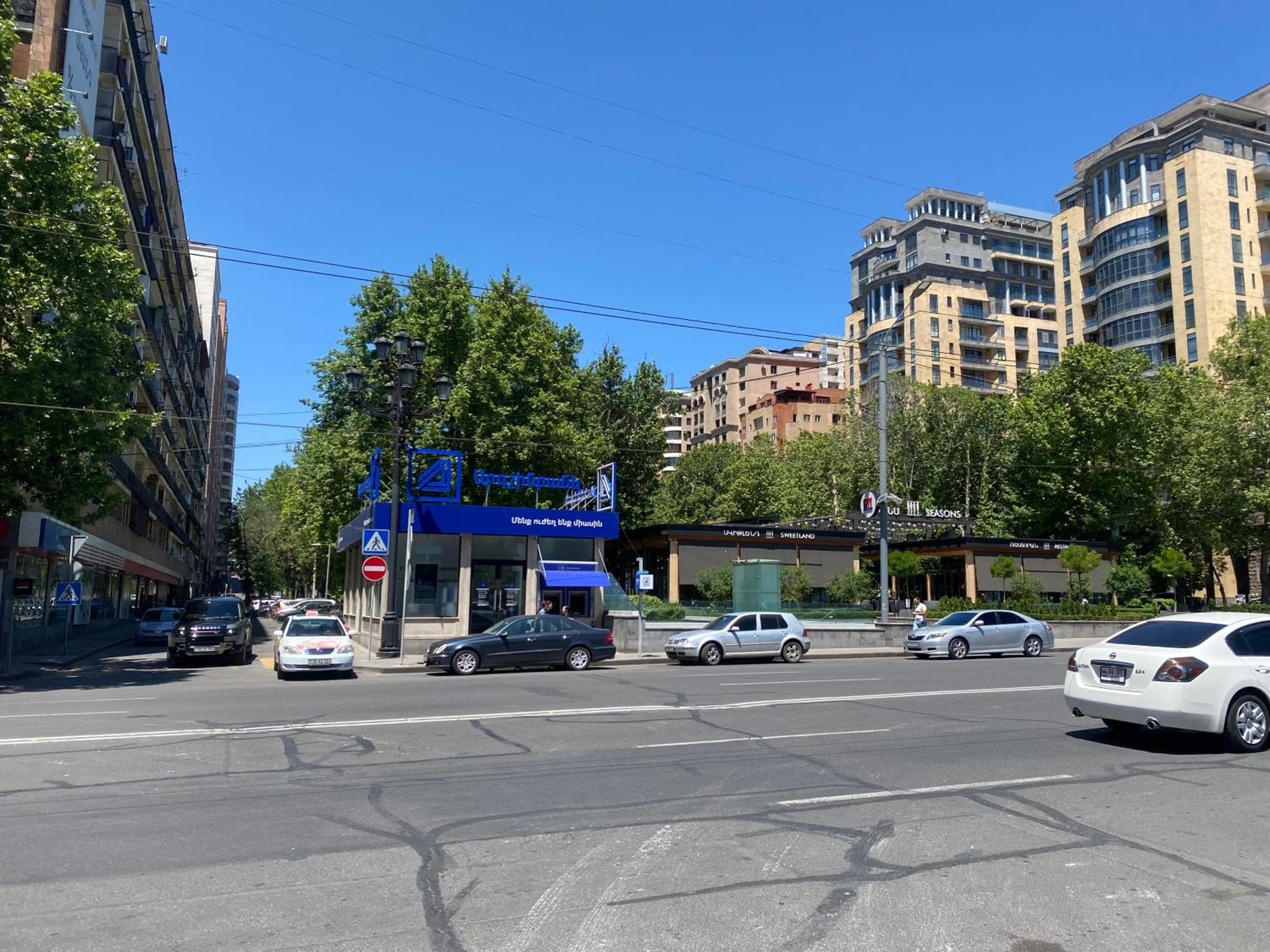 Apartment in centre EVN