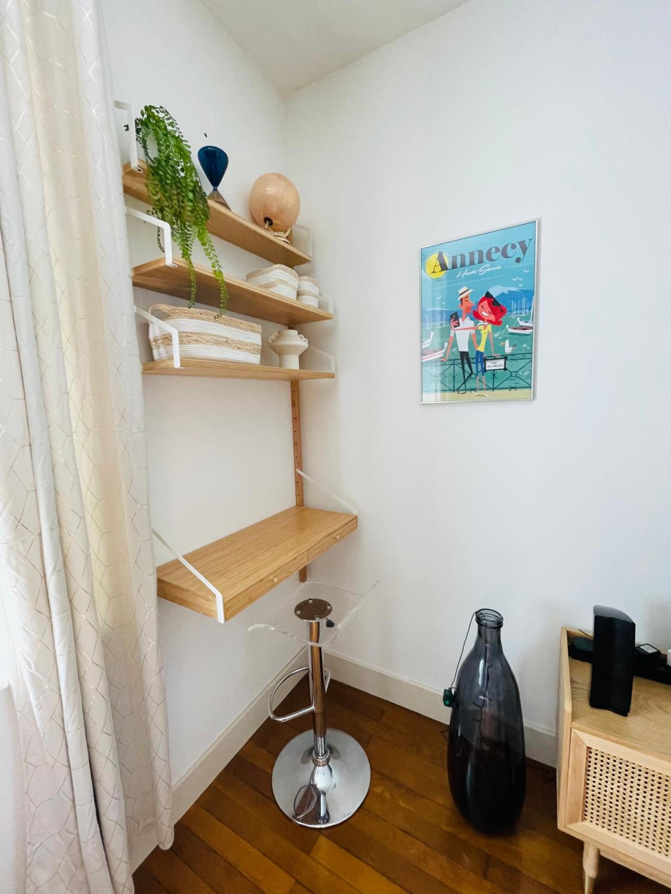 Apt 2-4 pers, charme de l'ancien, calme, vélos, Annecy centre