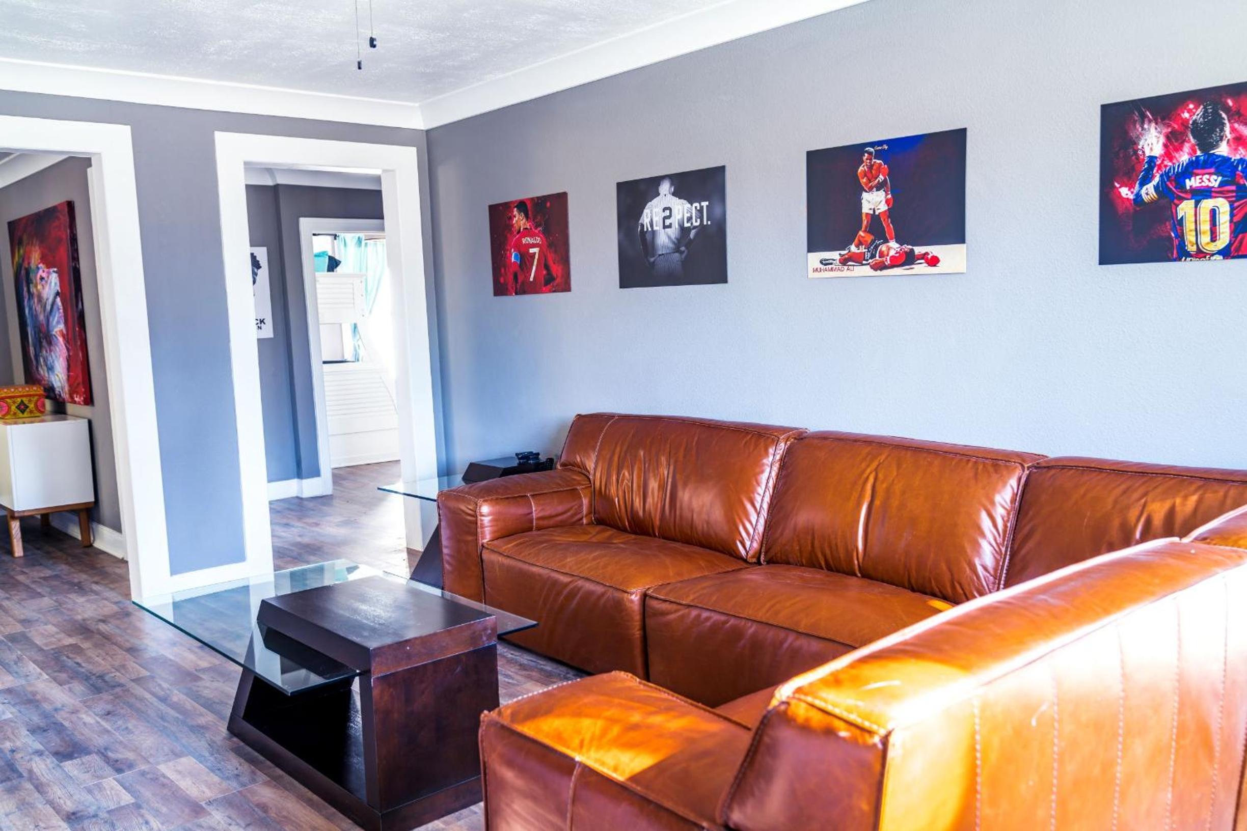 Luxury Pet Friendly Home In Houston Near All Downtown Attractions - 2707B view 3