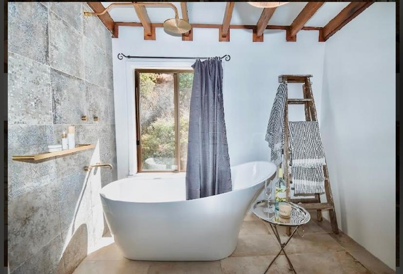 Le Petit Chateau Homestead Bridgetown