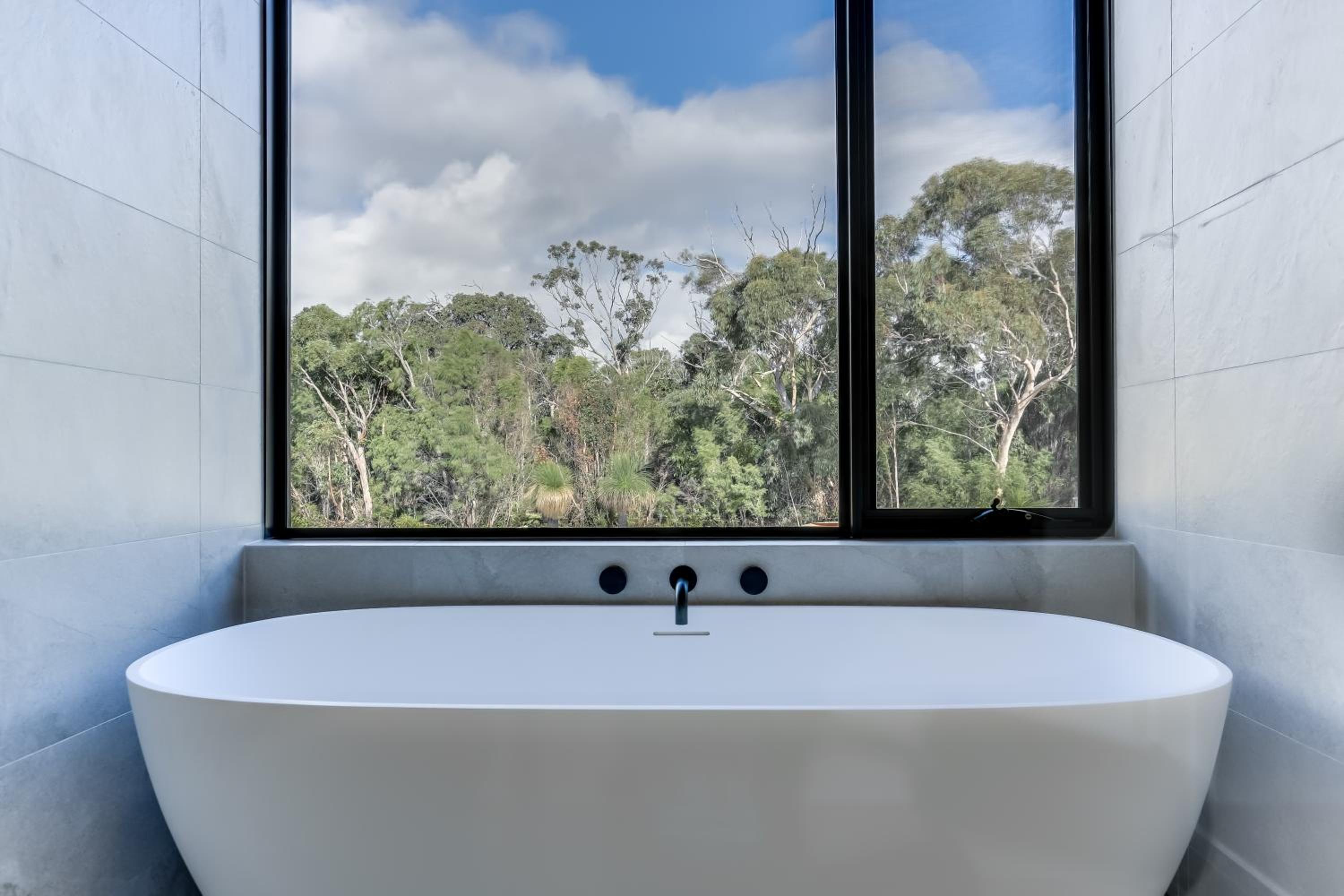 Carpe Artes -architectural bushland home, Marg Riv