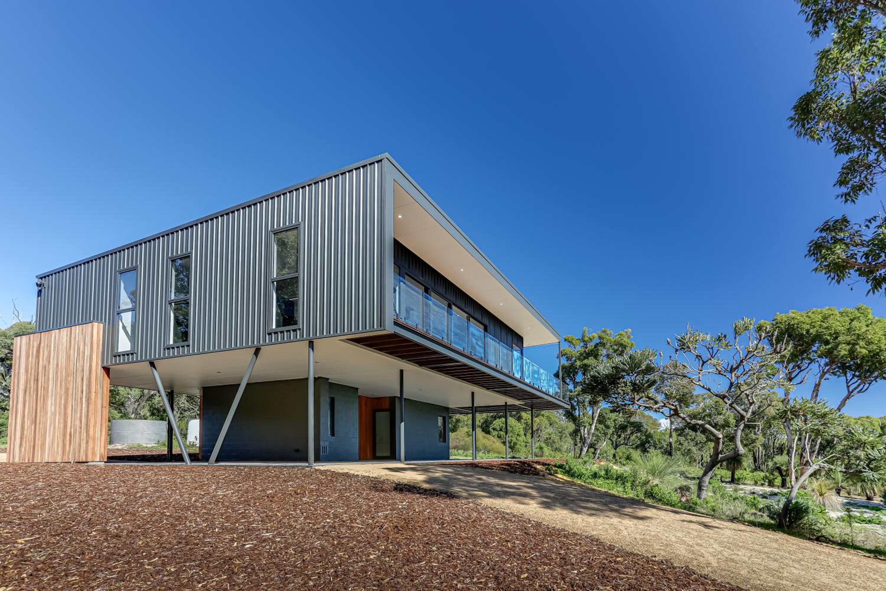 Carpe Artes -architectural bushland home, Marg Riv