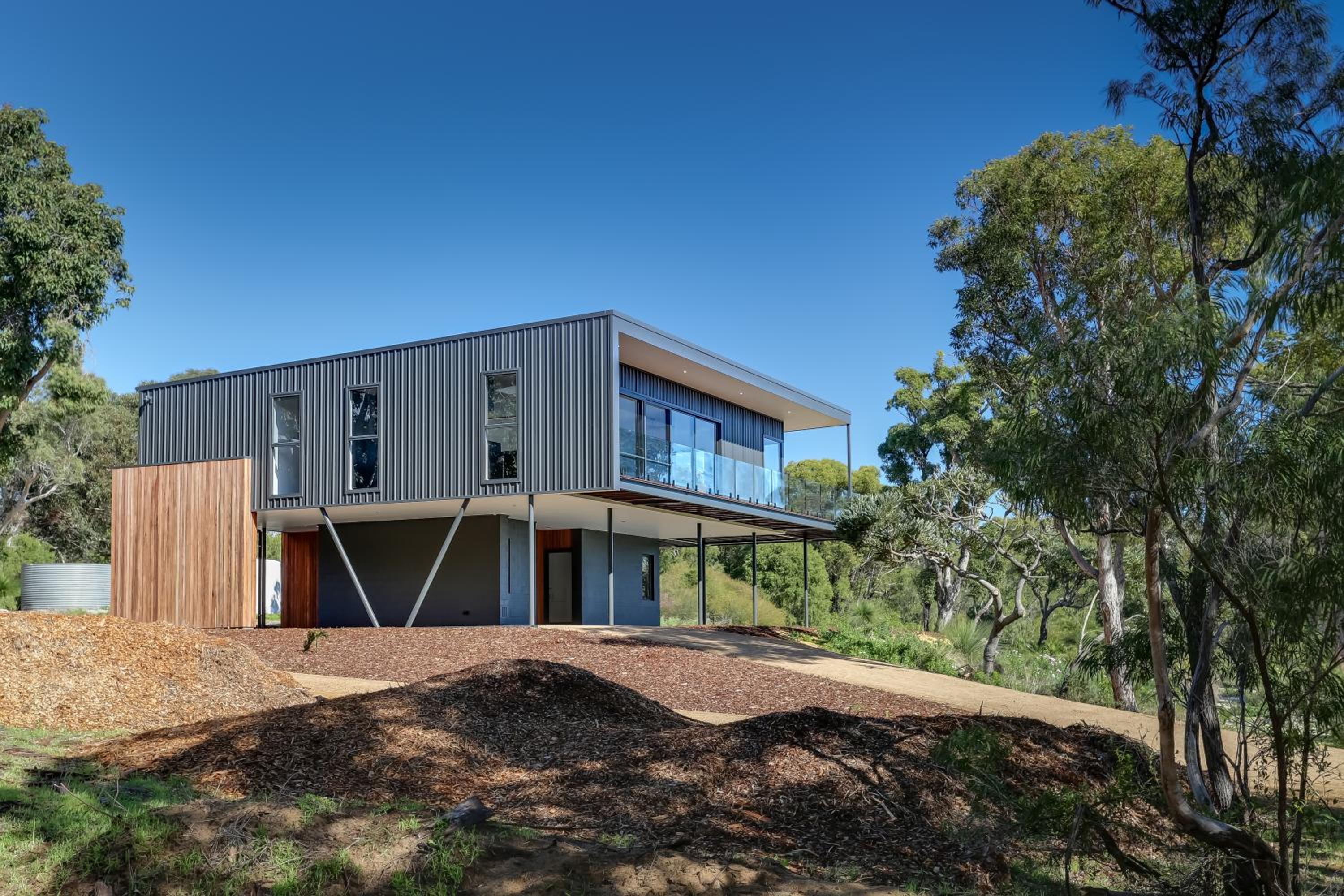 Carpe Artes -architectural bushland home, Marg Riv