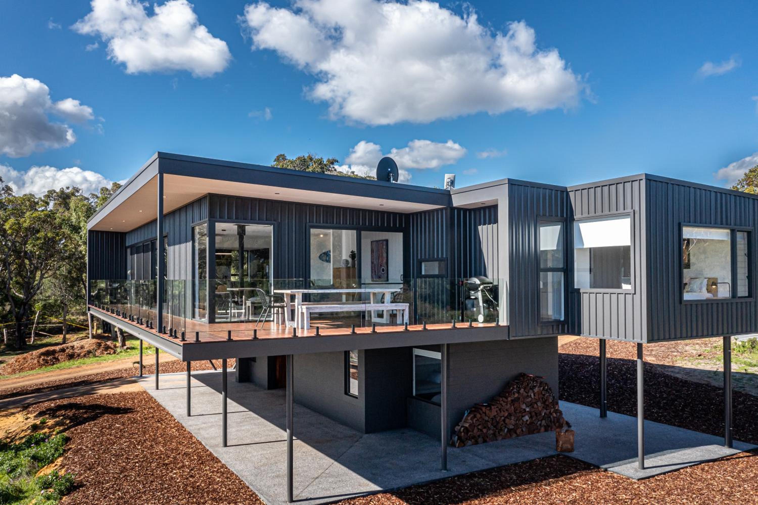 Carpe Artes -architectural bushland home, Marg Riv
