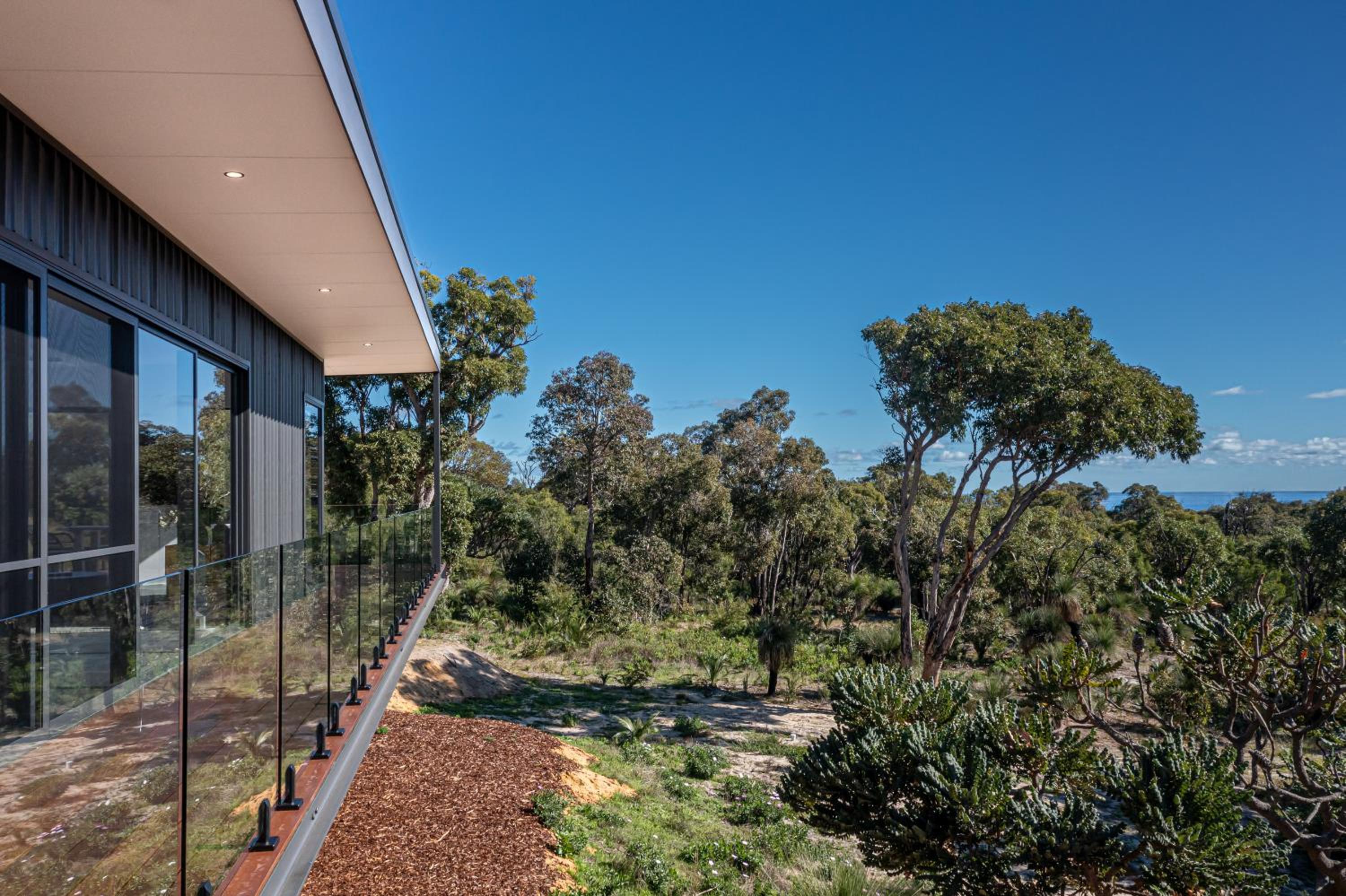Carpe Artes -architectural bushland home, Marg Riv
