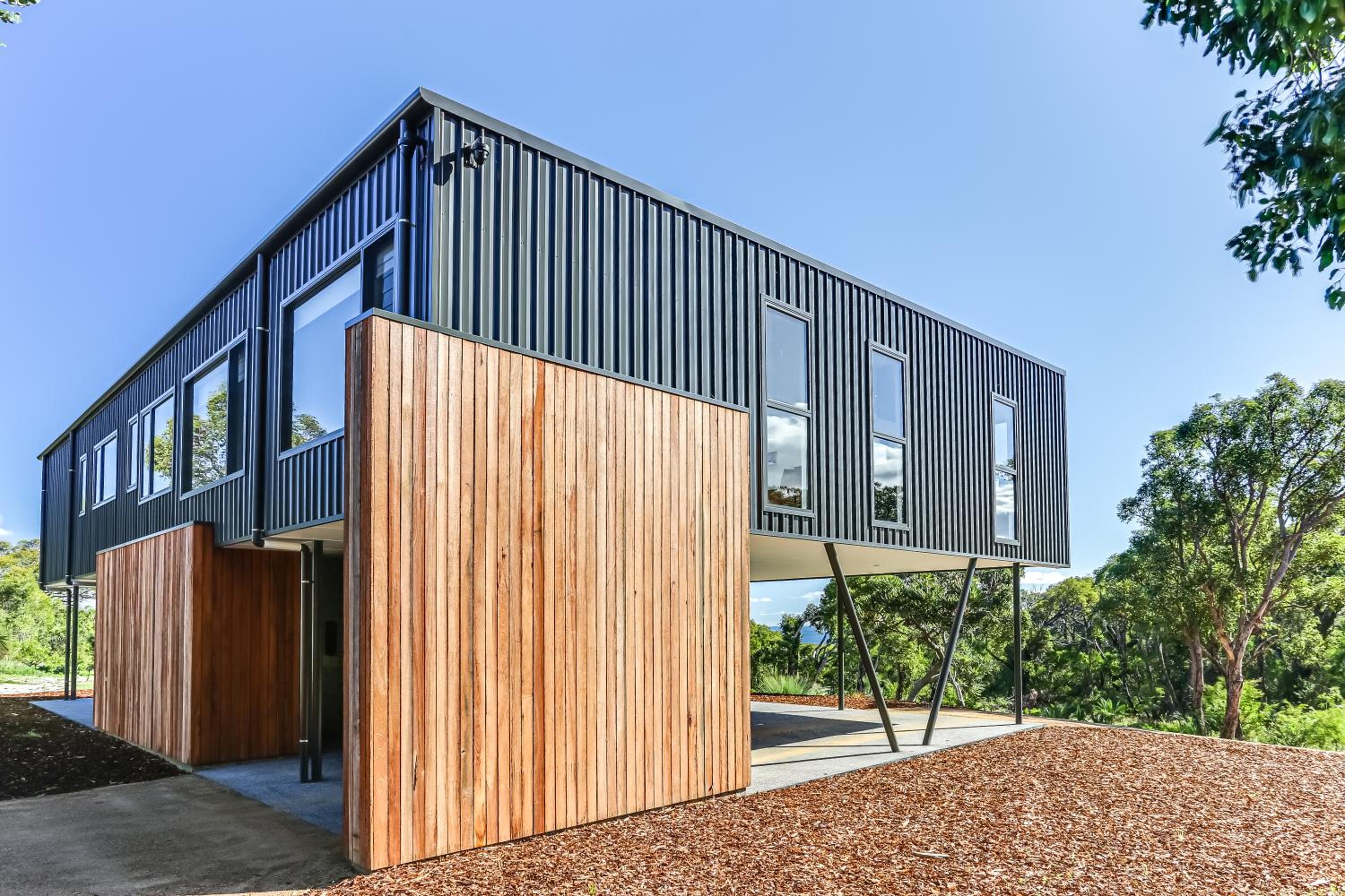 Carpe Artes -architectural bushland home, Marg Riv