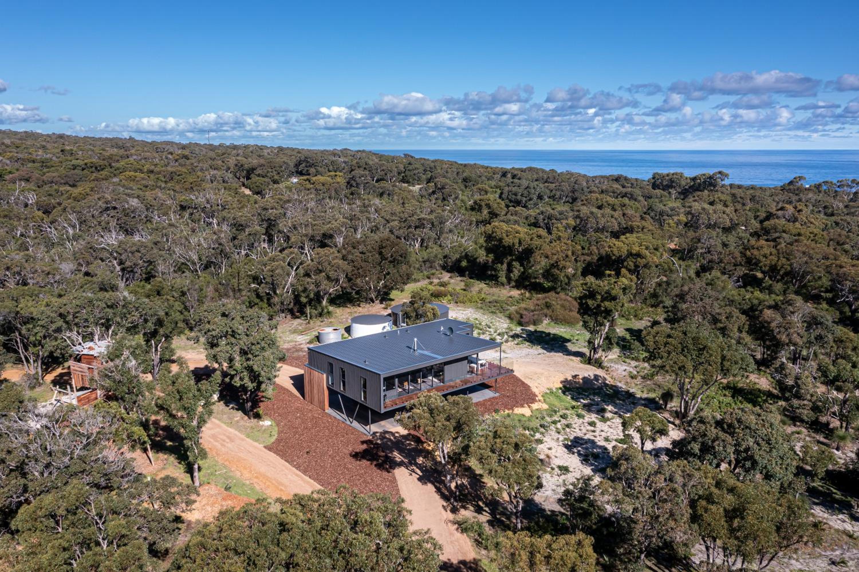 Carpe Artes -architectural bushland home, Marg Riv