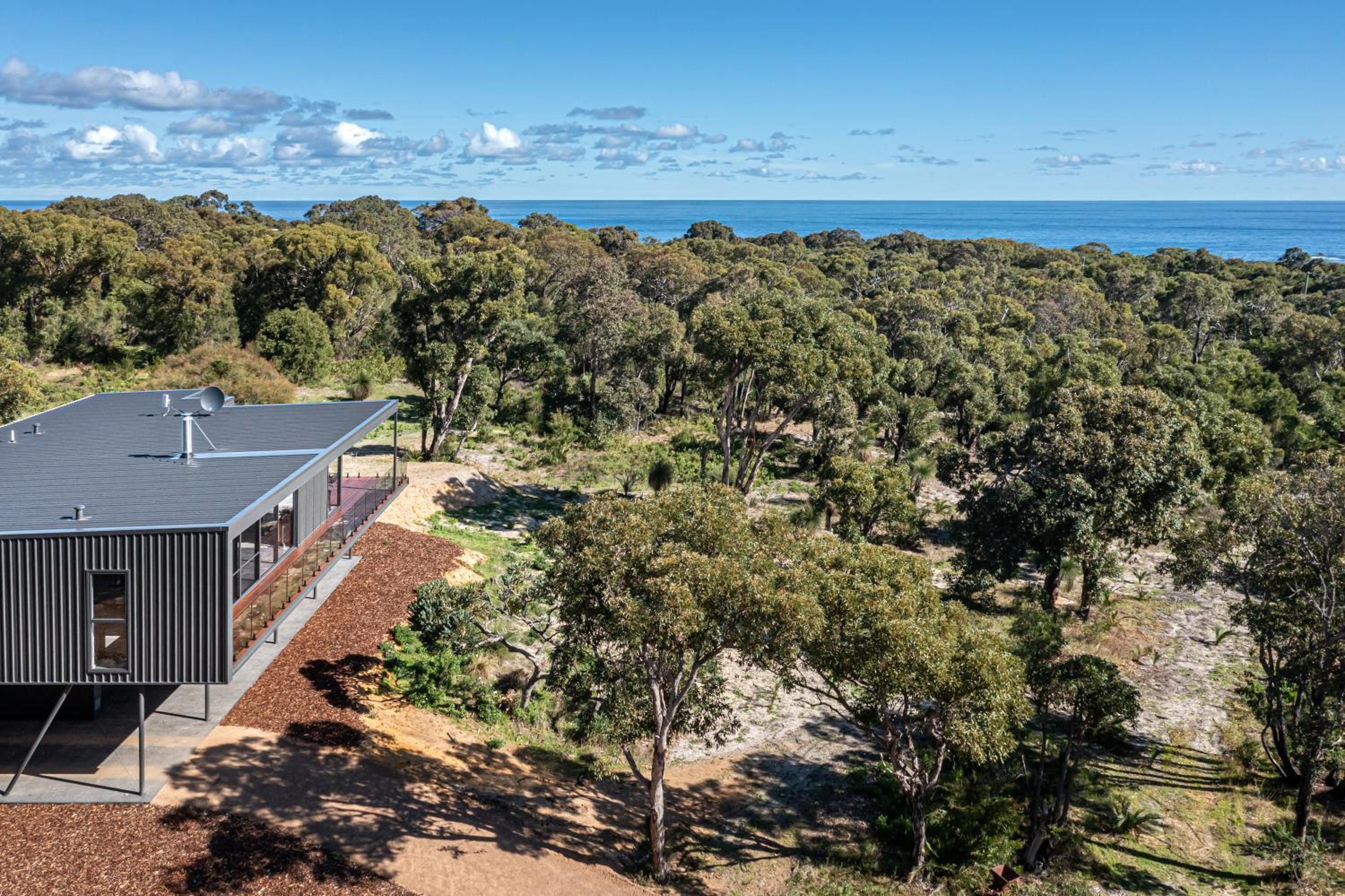 Carpe Artes -architectural bushland home, Marg Riv
