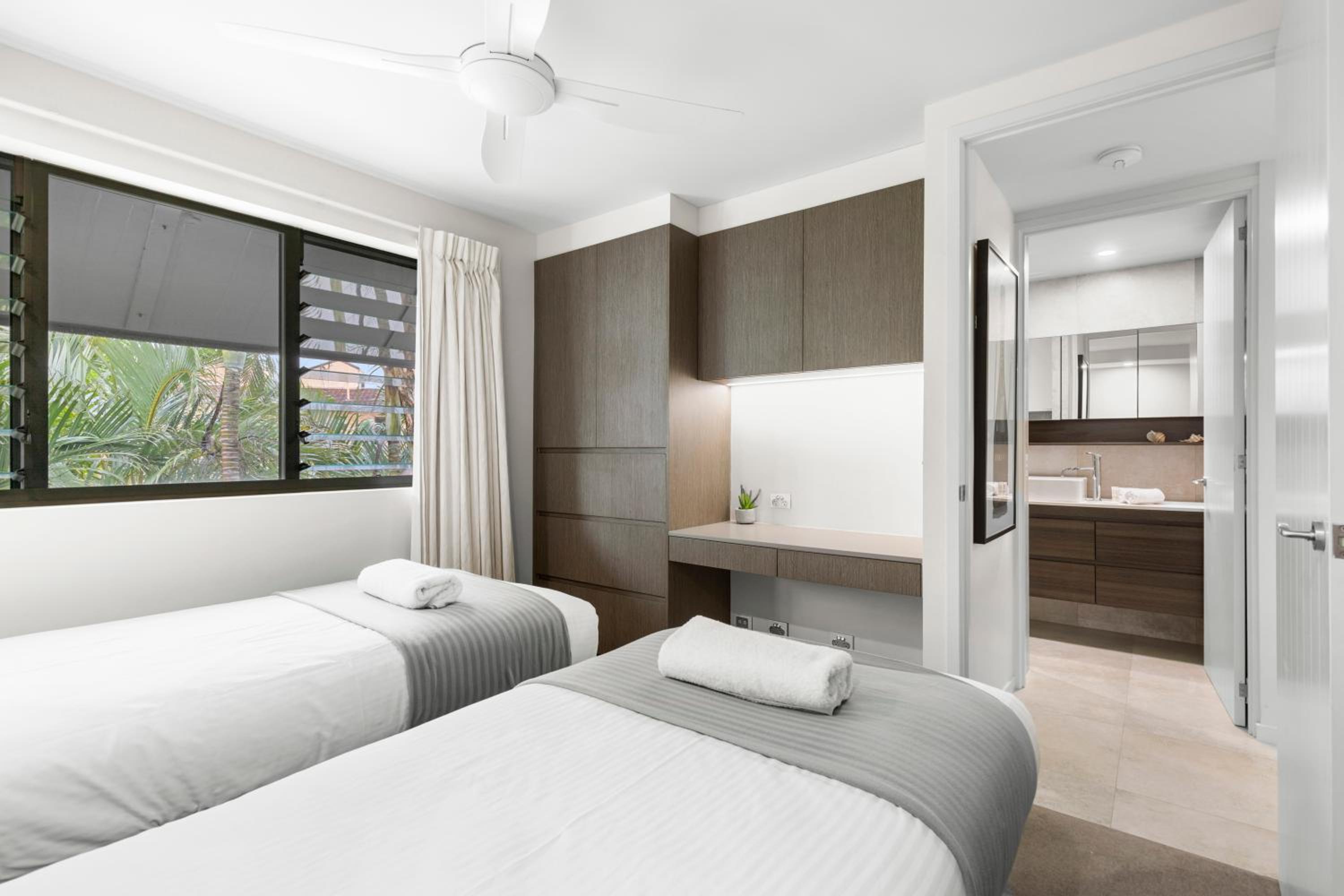 Pisces Apartments