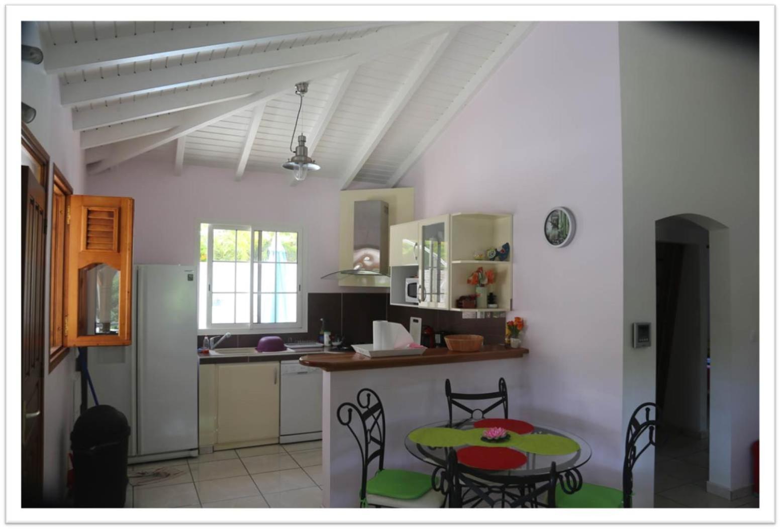 LE PLAISIR view 4