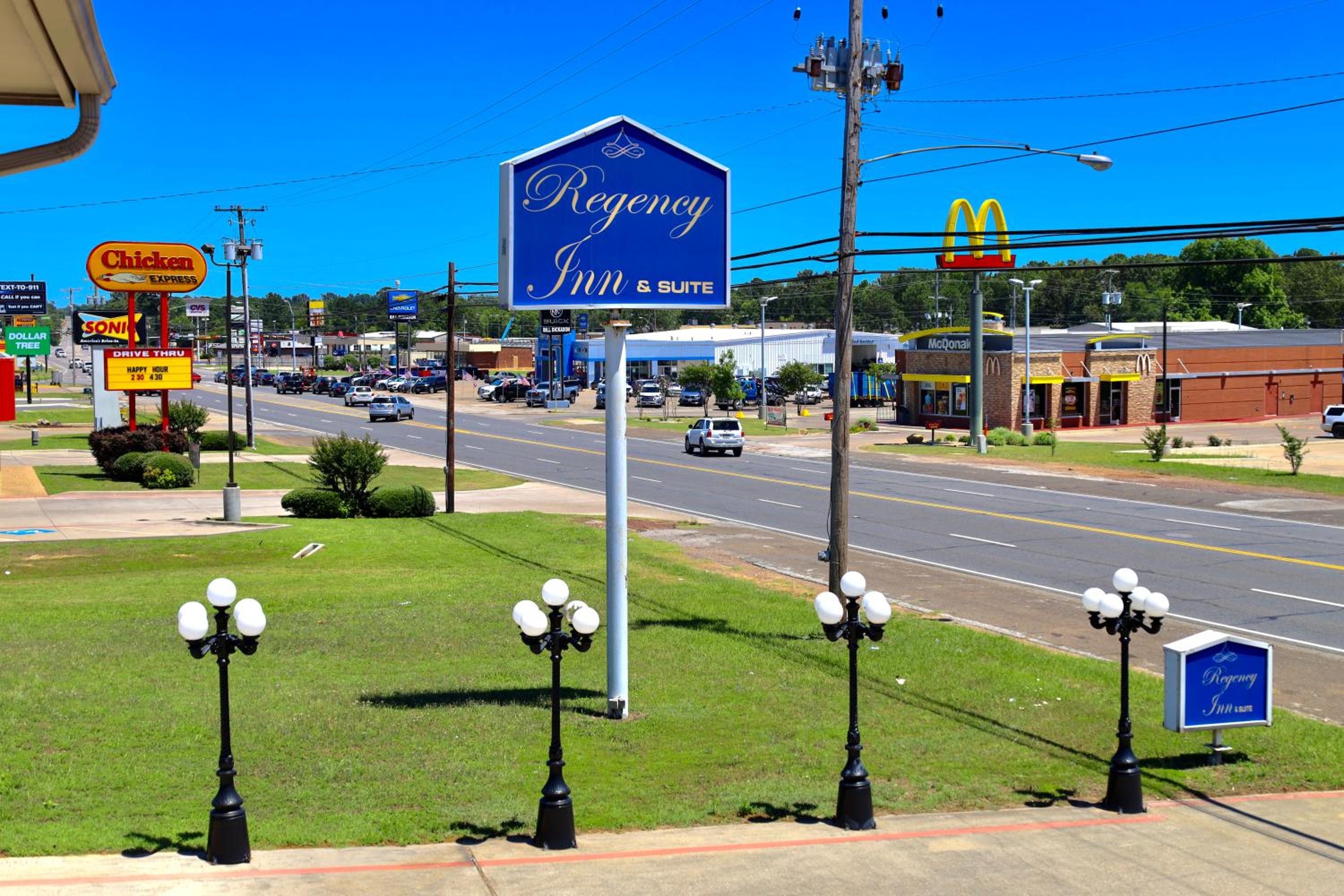 Regency Inn & Suites