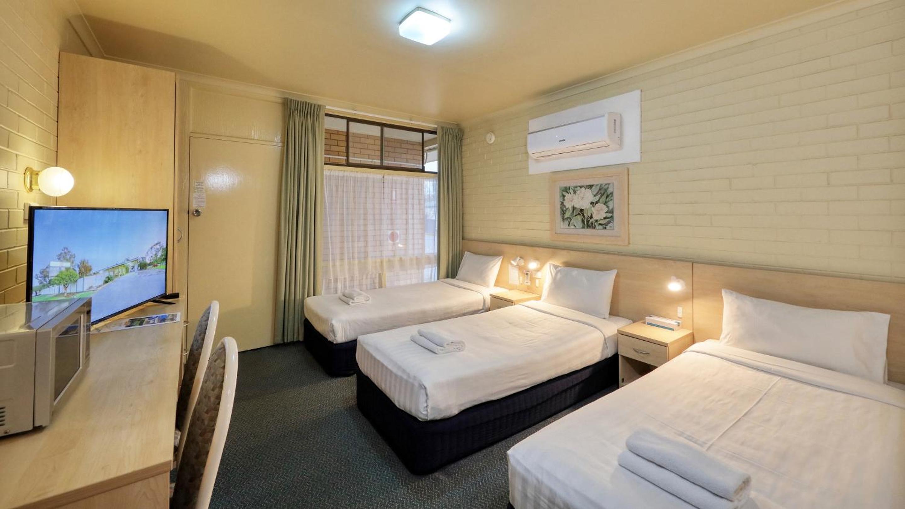 Junee Motor Inn