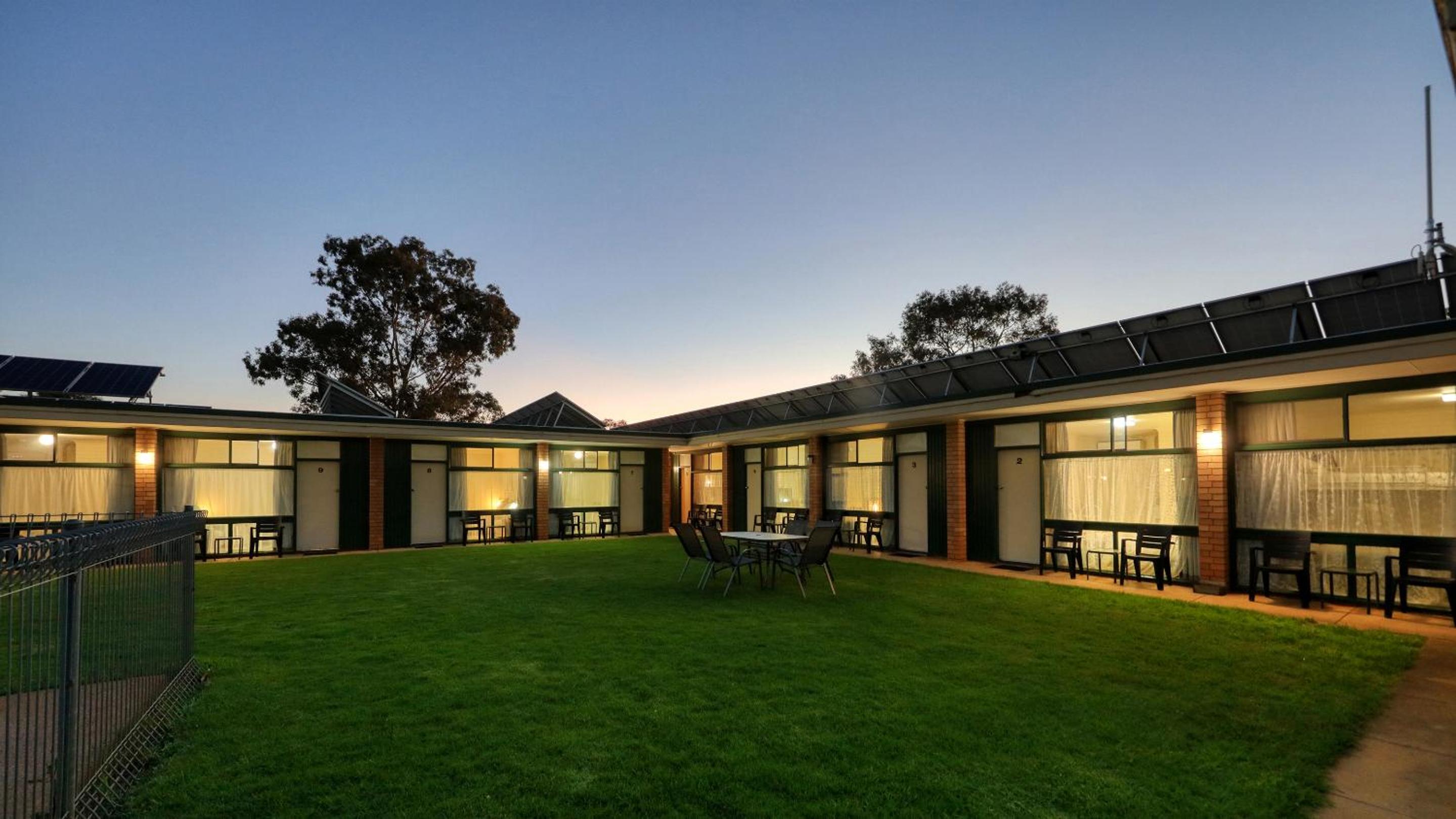 Junee Motor Inn
