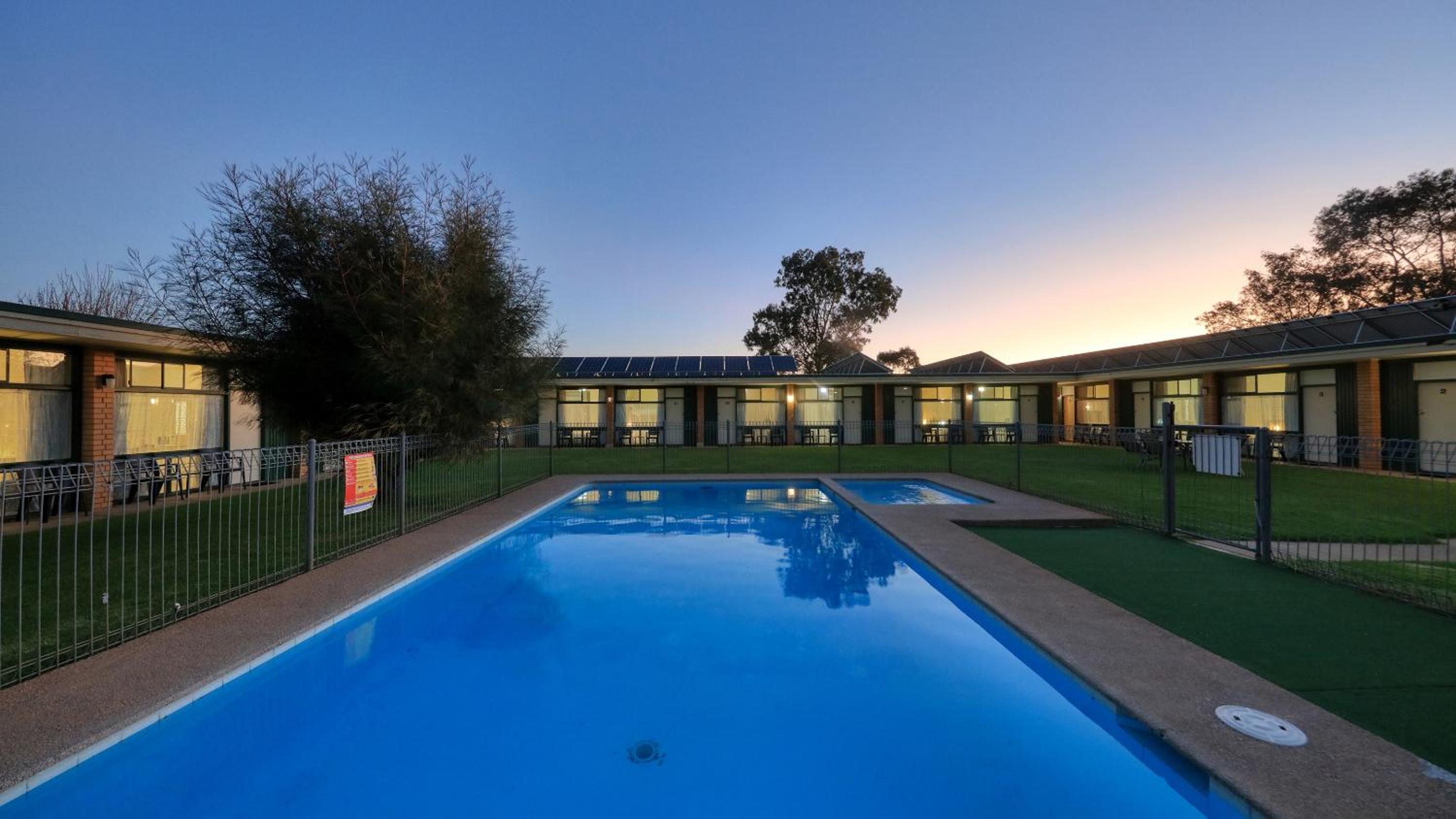 Junee Motor Inn