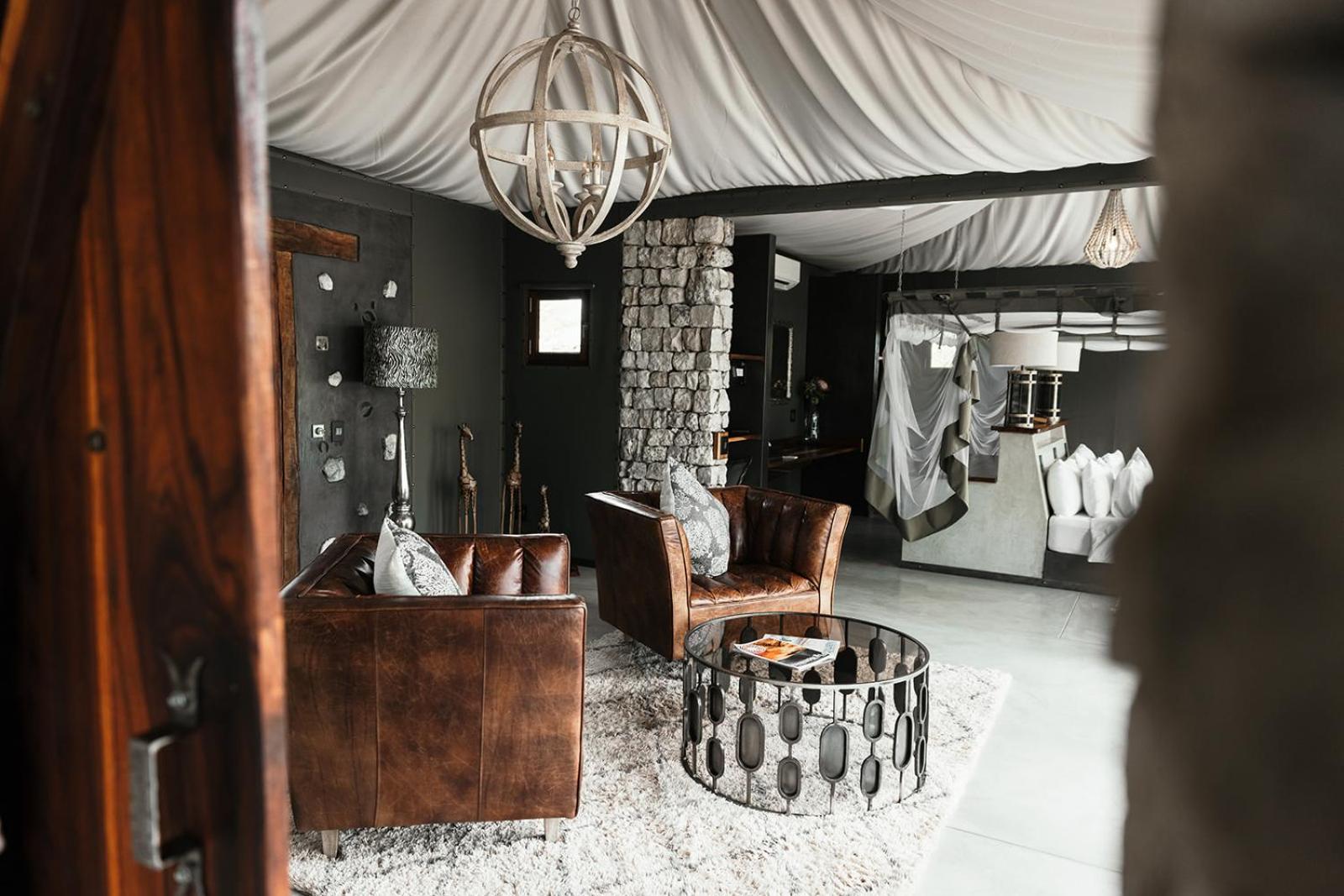 Etosha Oberland Lodge