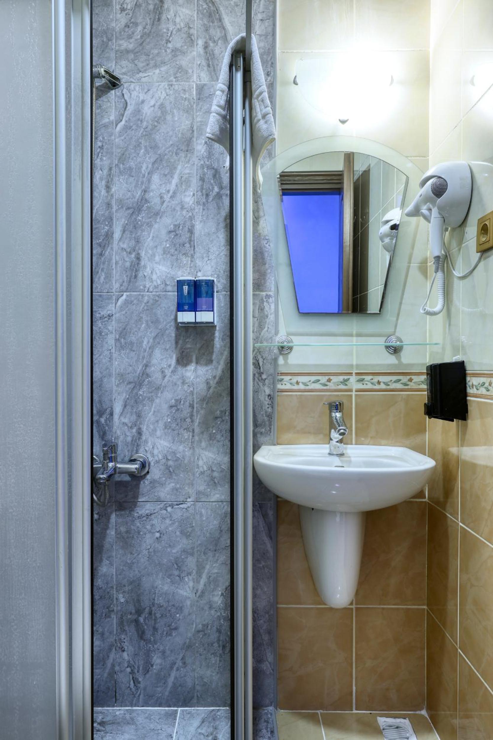 Fors Hotel - Image 36