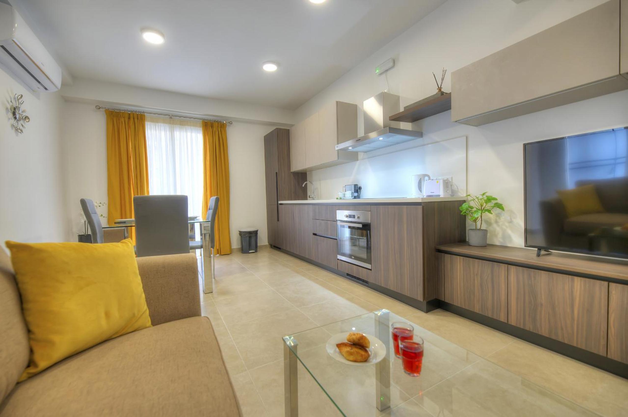 Brand new and tastefully furnished 2 bedroom apartment DDIF1-2 view 2