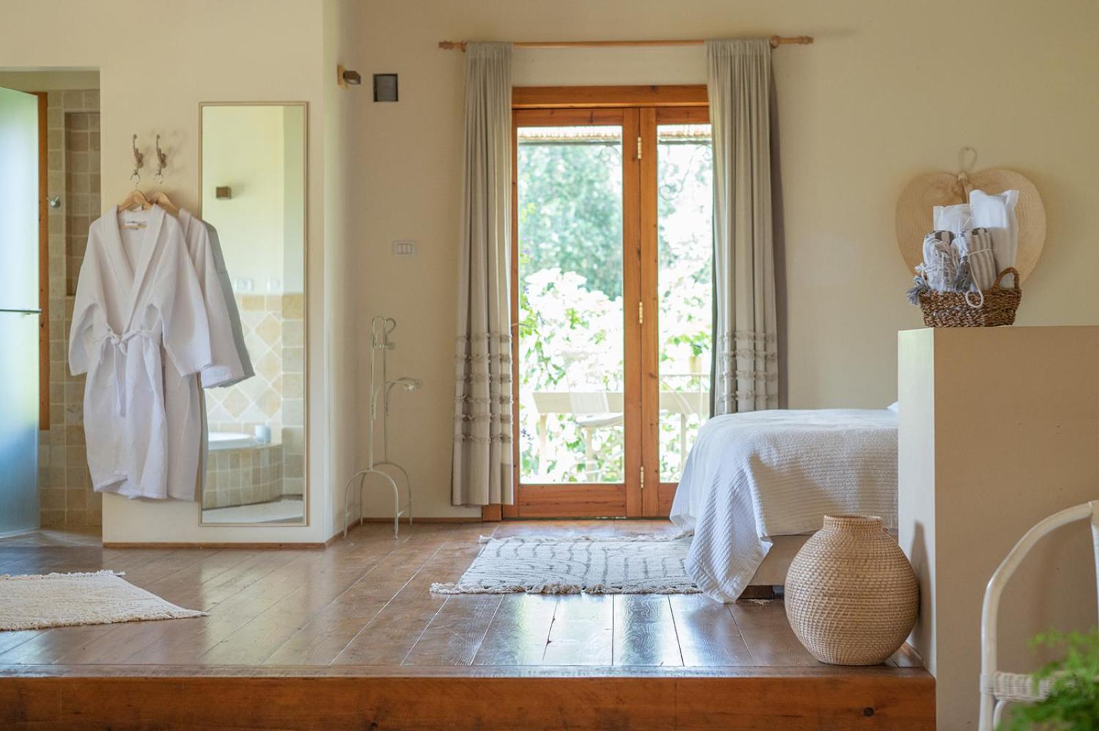 Hanahala Beramot - Boutique Suites view 3