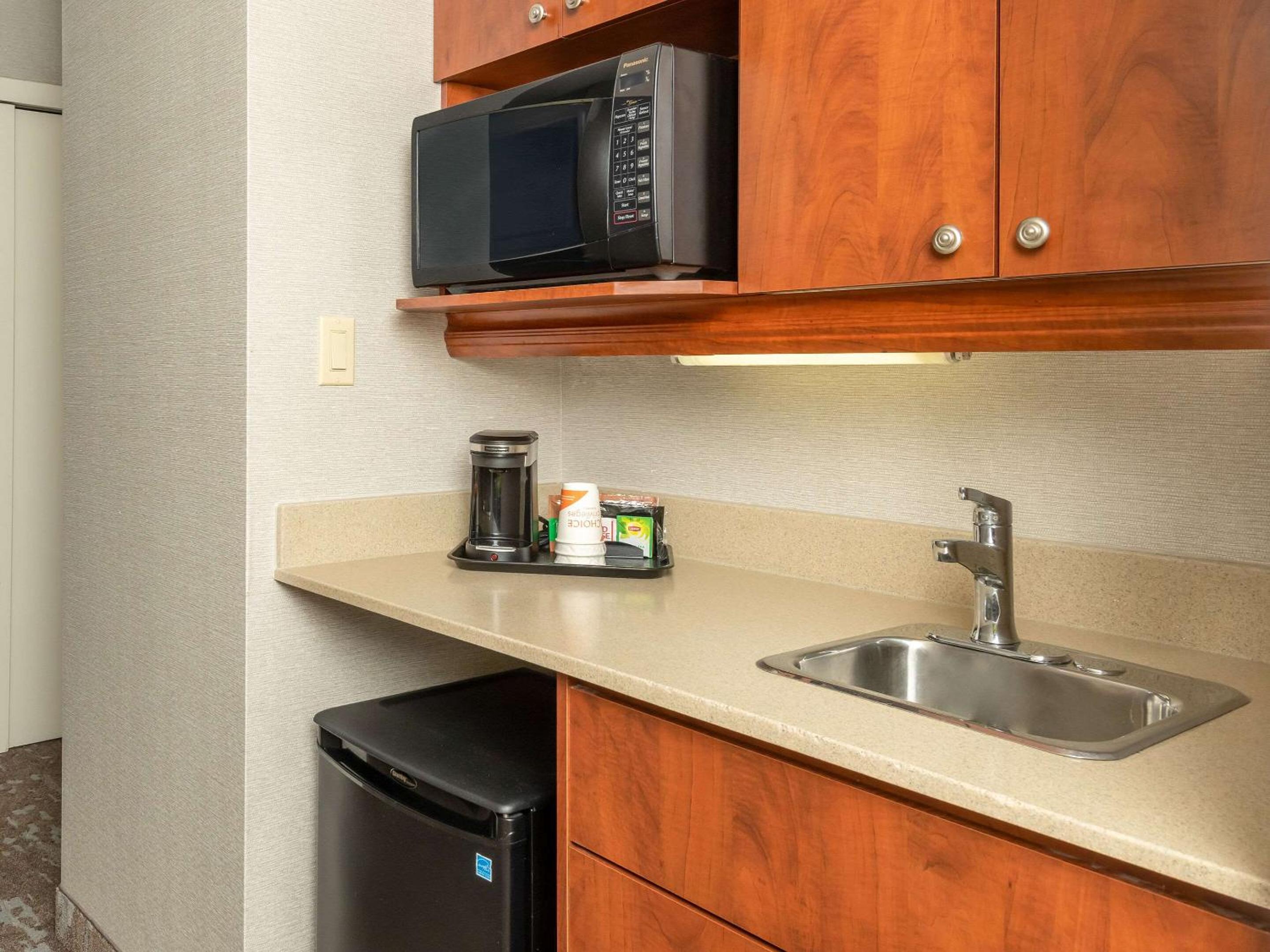 Comfort Inn West