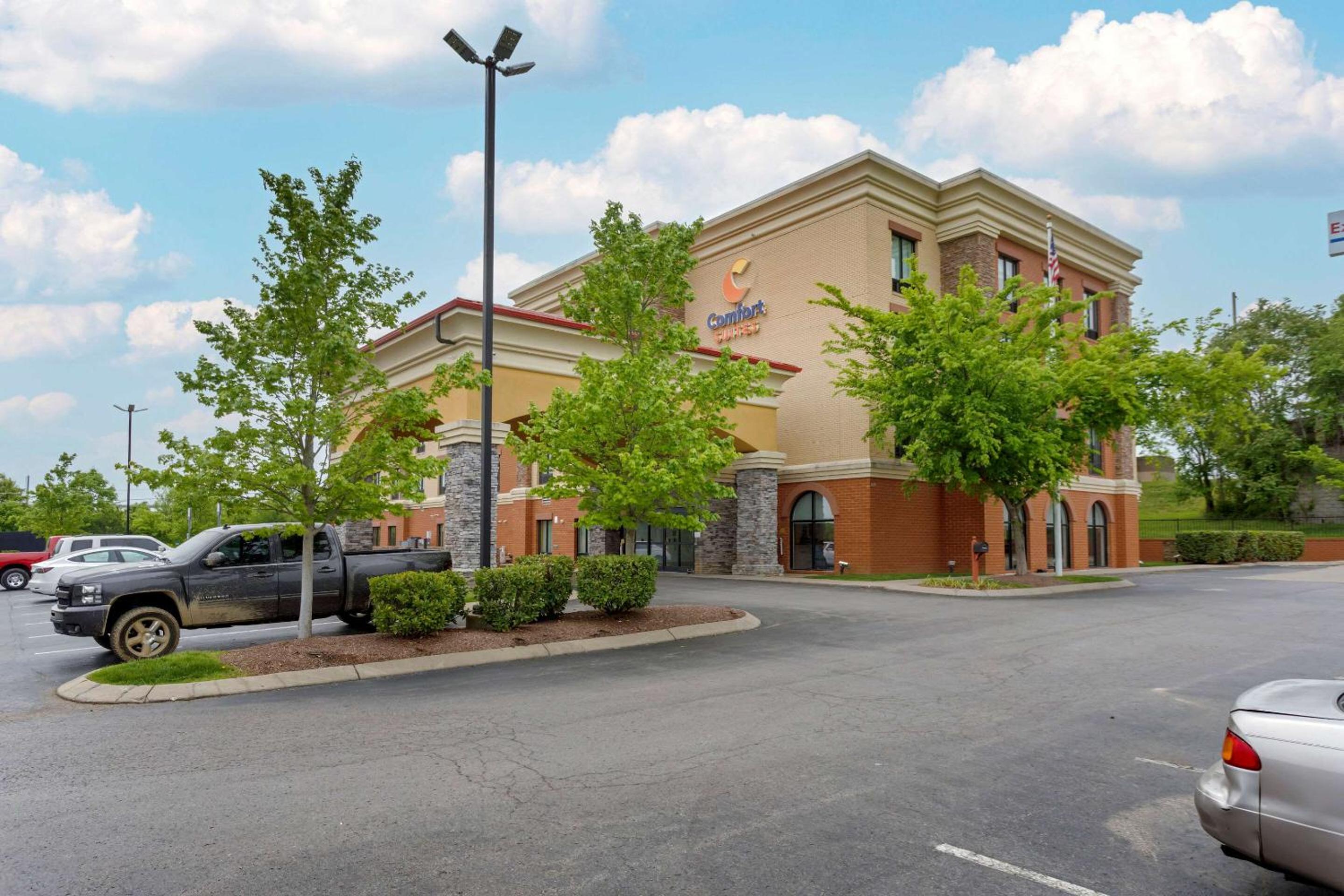 Comfort Suites Mt Juliet-Nashville Area - Property Image 2