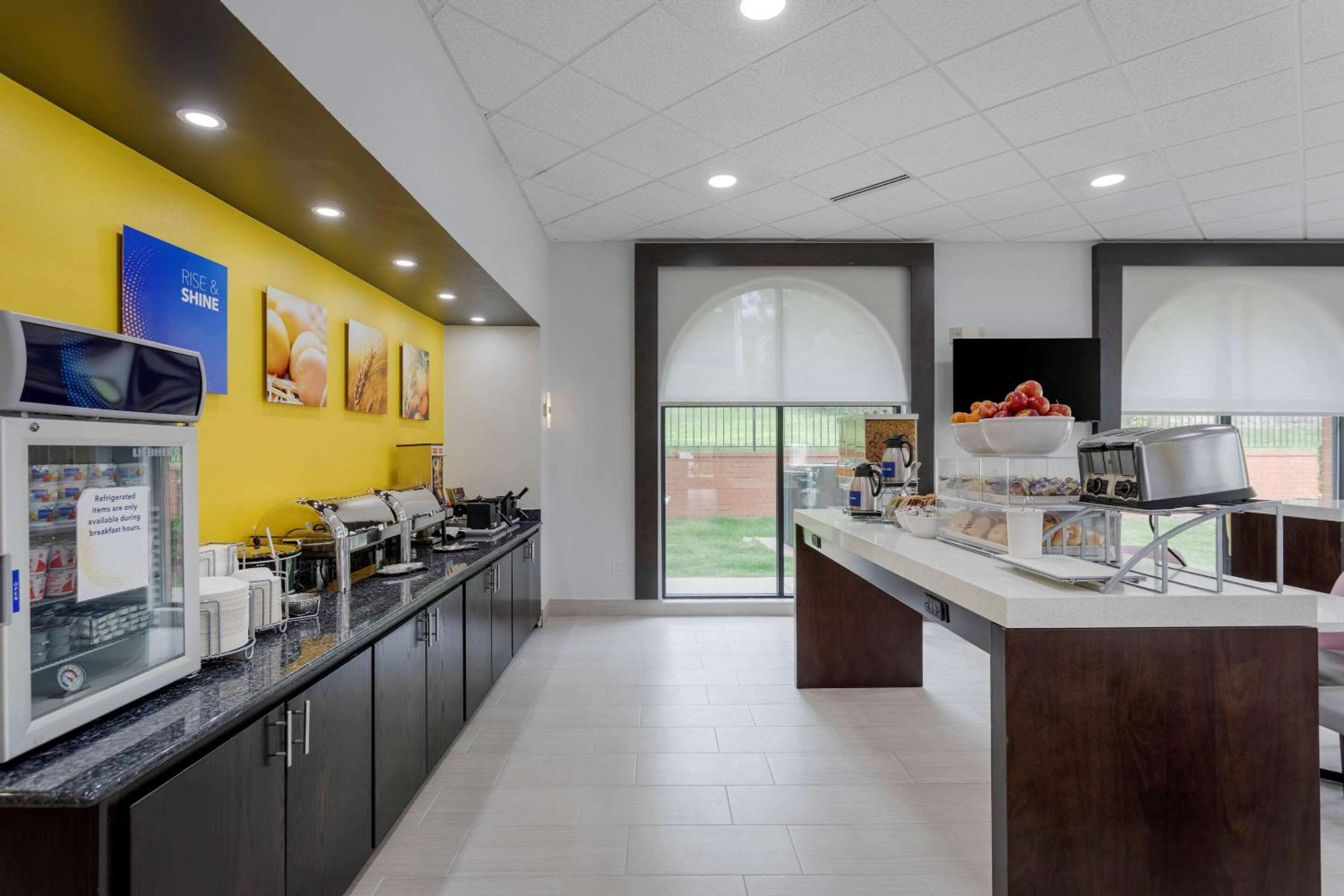 Comfort Suites Mt Juliet-Nashville Area - Property Image 13