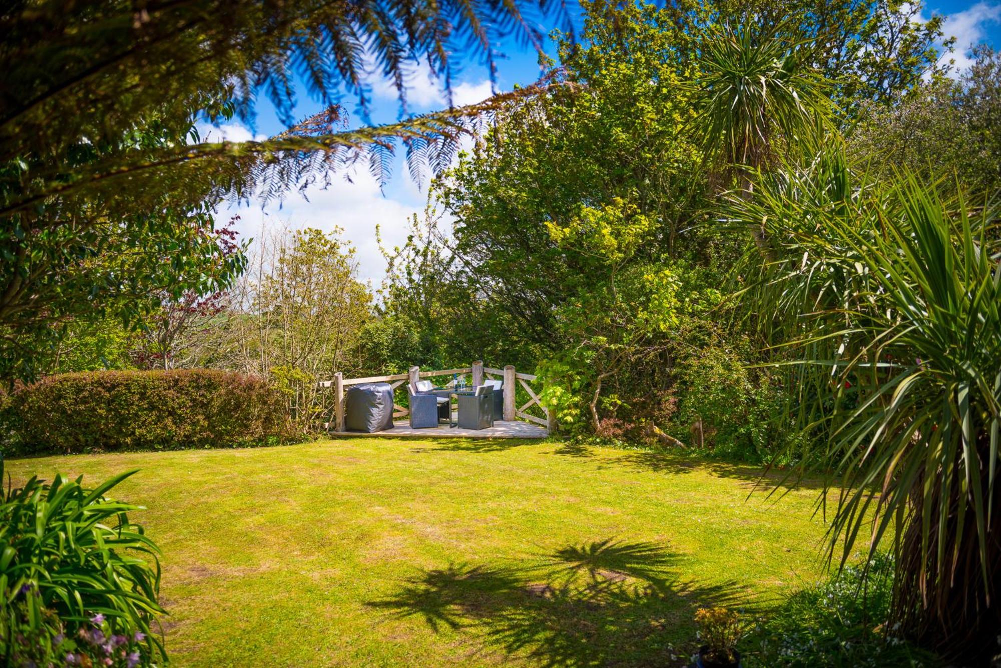 The Countryside Retreat - Sea views & Parking view 5